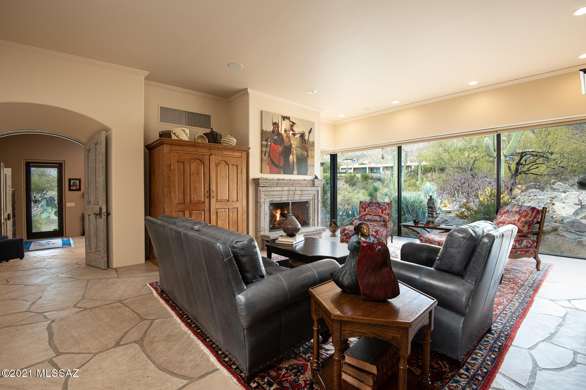 6311 N Canon Del Pajaro