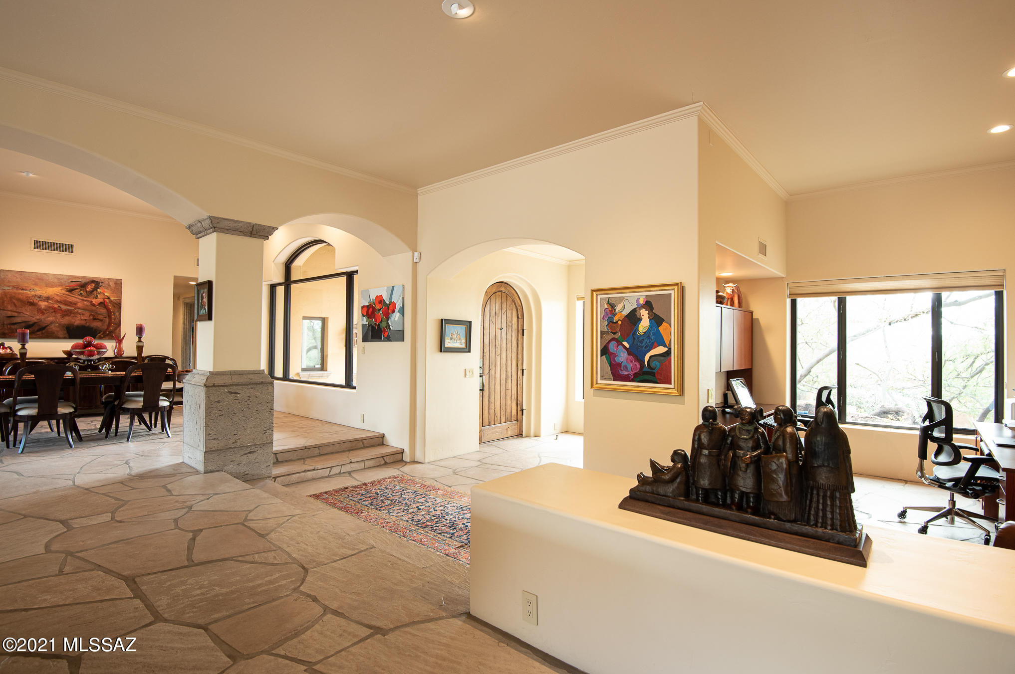6311 N Canon Del Pajaro