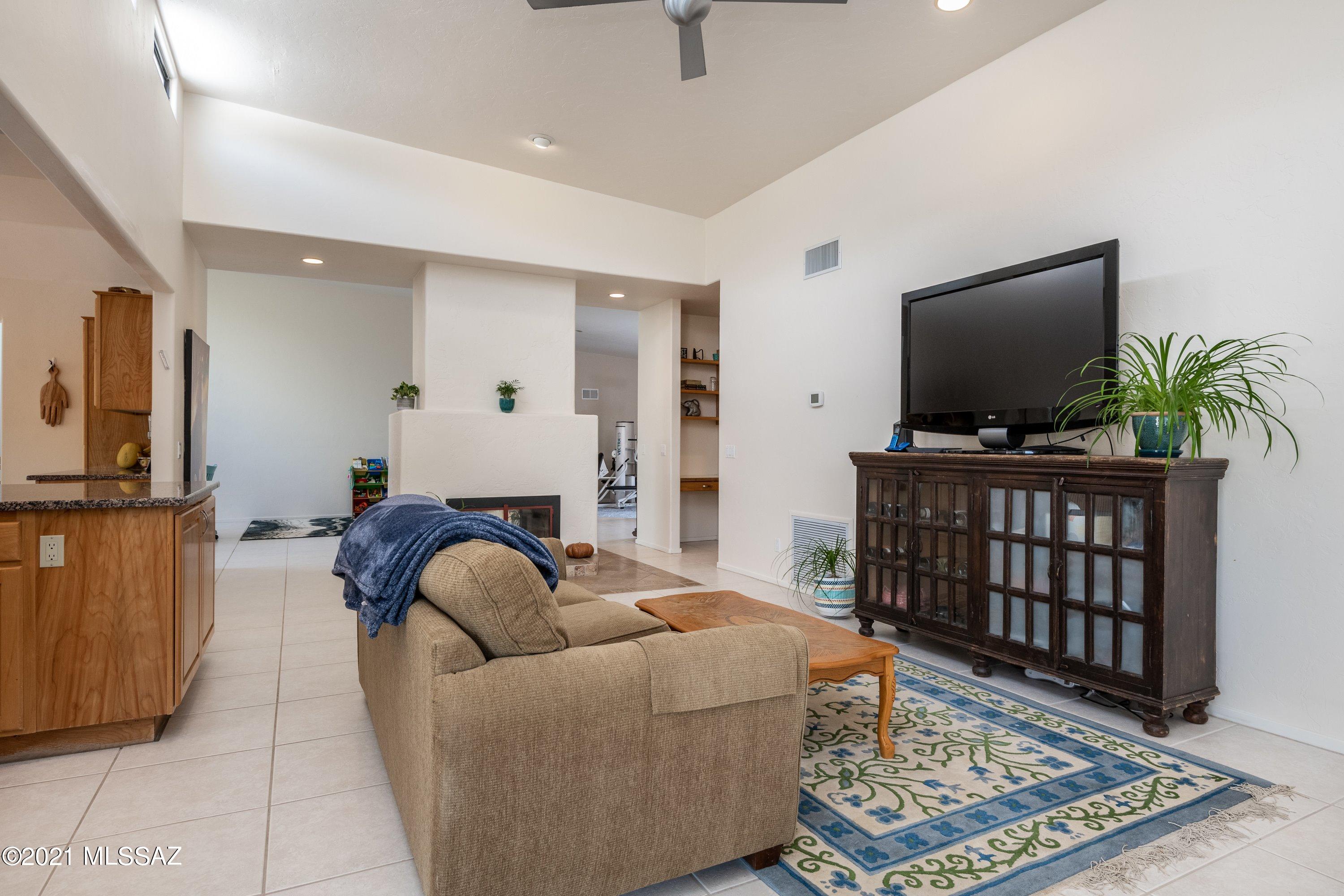 6449 E Paseo Otono