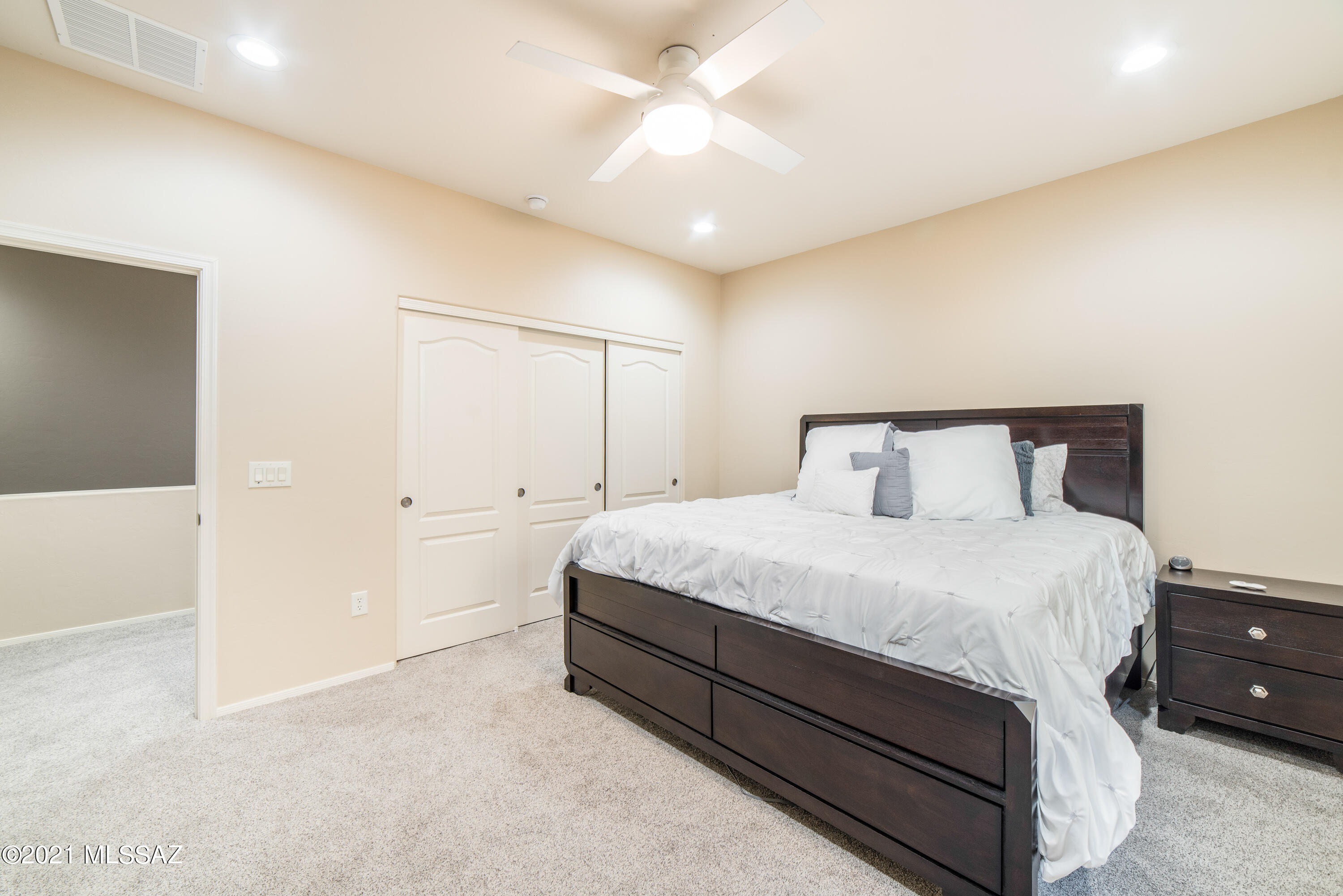 2413 E Autumn Flower Drive