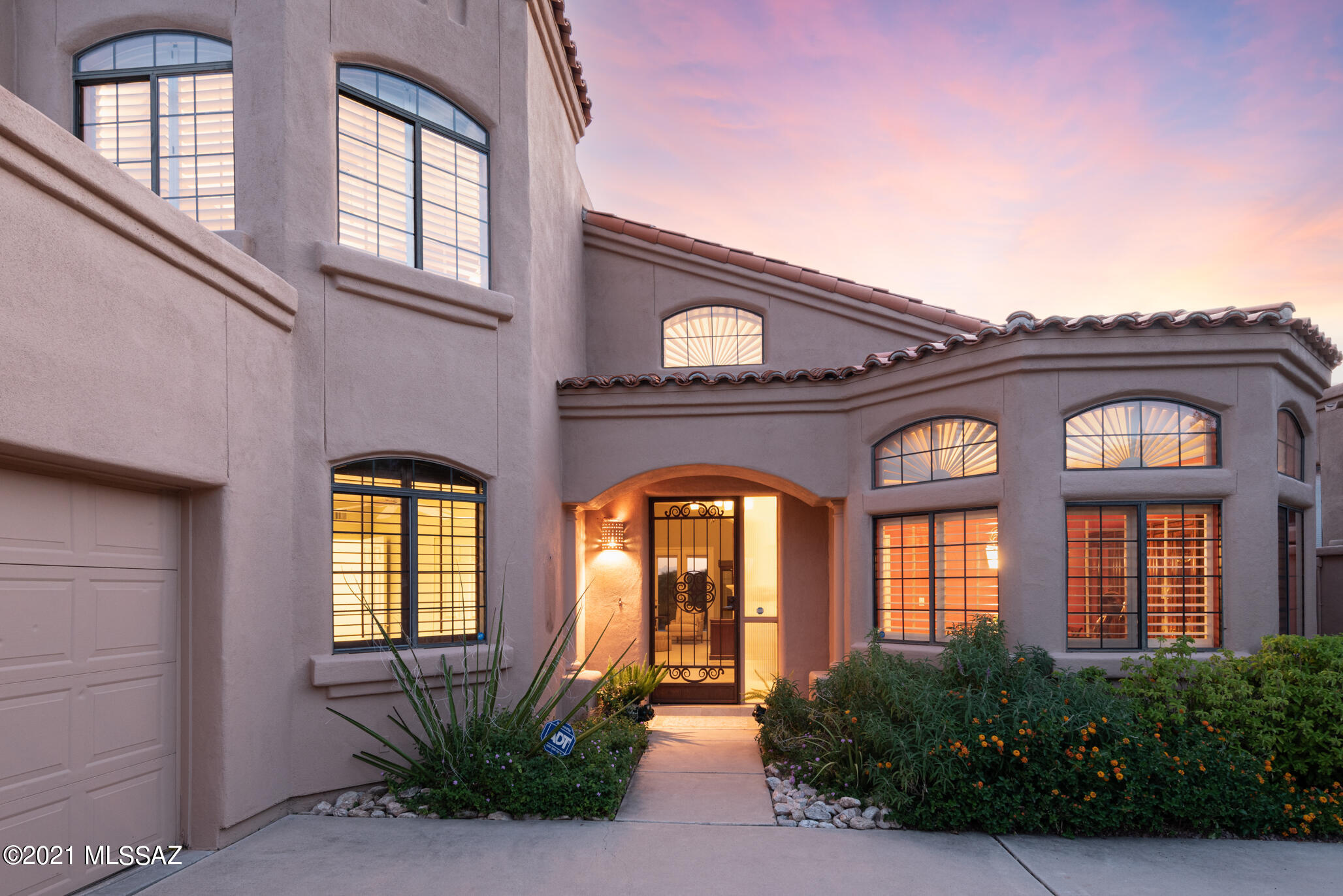 6271 N Calle Del Venado