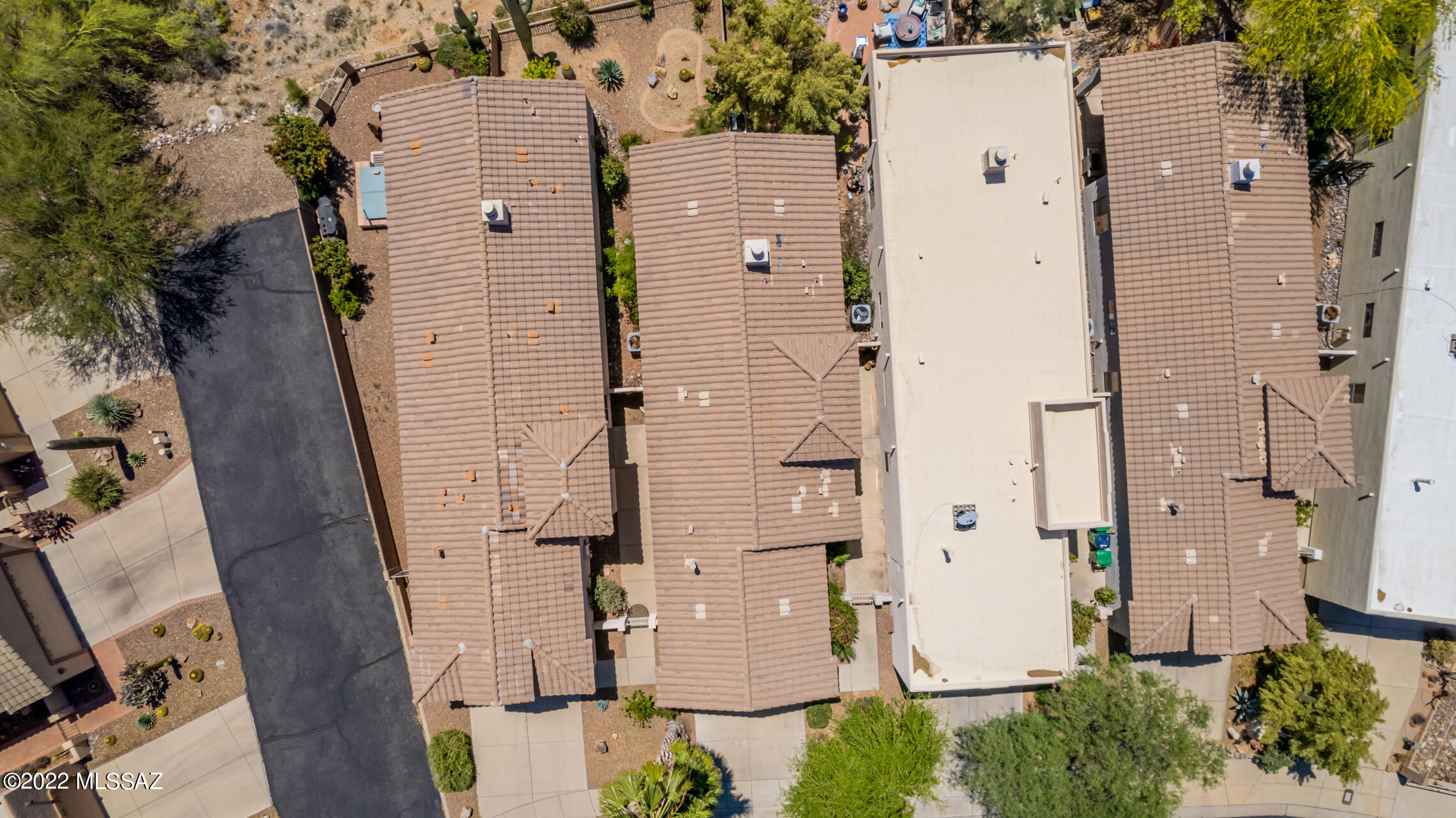 5069 N Pinnacle Cove Drive