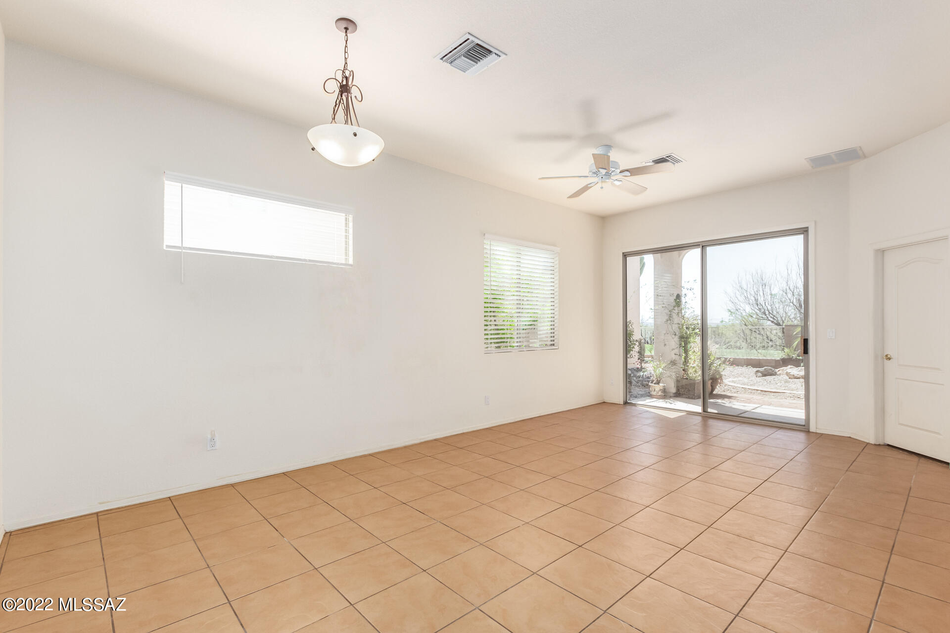 5069 N Pinnacle Cove Drive