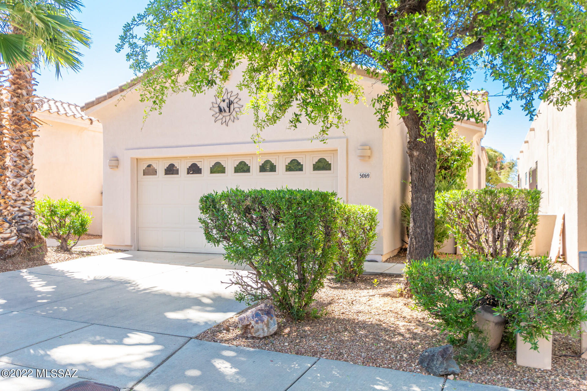 5069 N Pinnacle Cove Drive