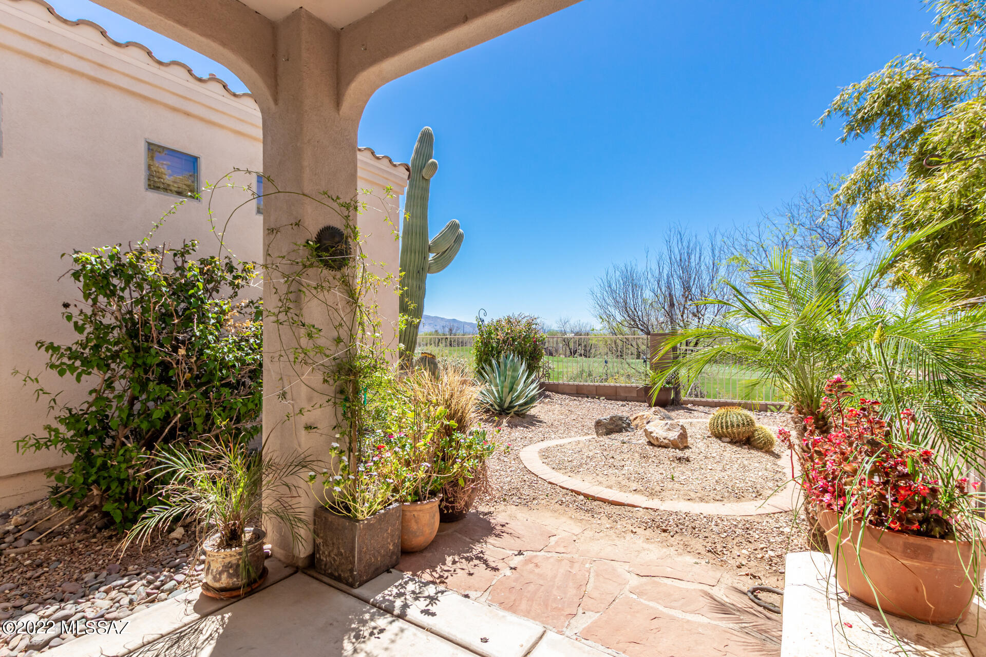 5069 N Pinnacle Cove Drive