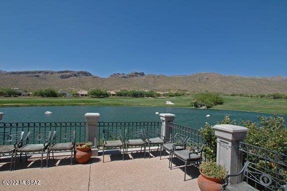 5069 N Pinnacle Cove Drive