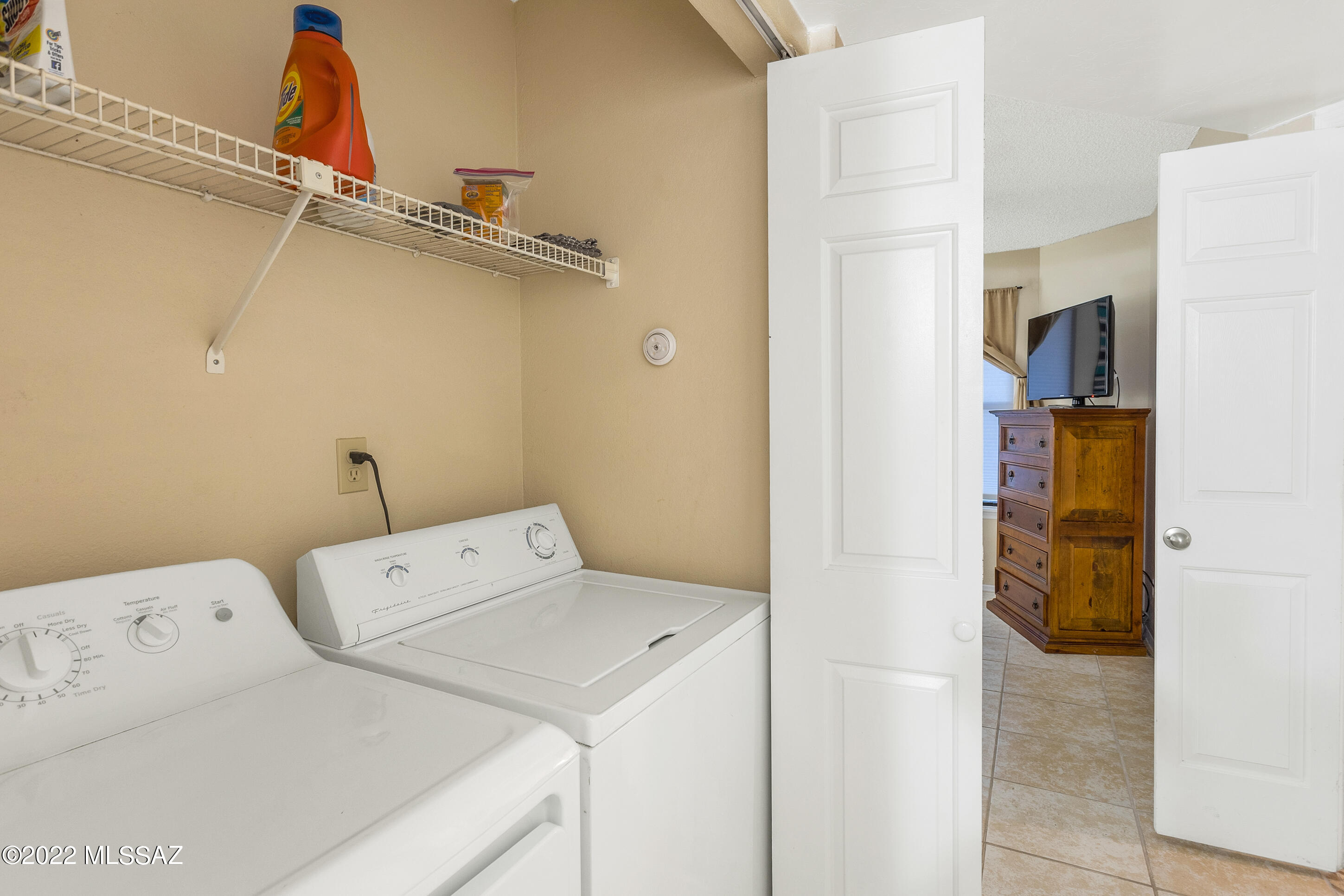 6655 N Canyon Crest Drive Unit: 10158