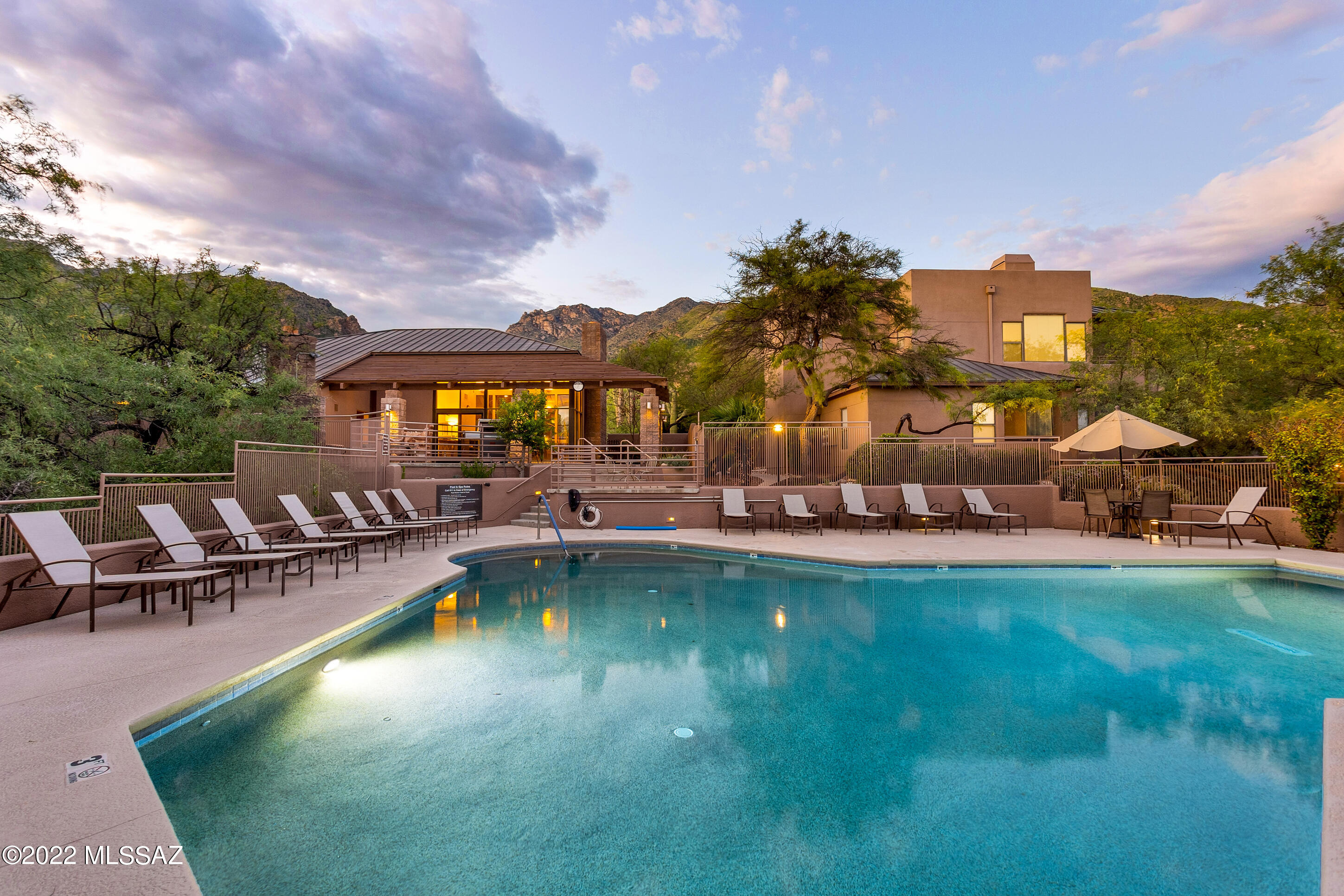 6655 N Canyon Crest Drive Unit: 10158