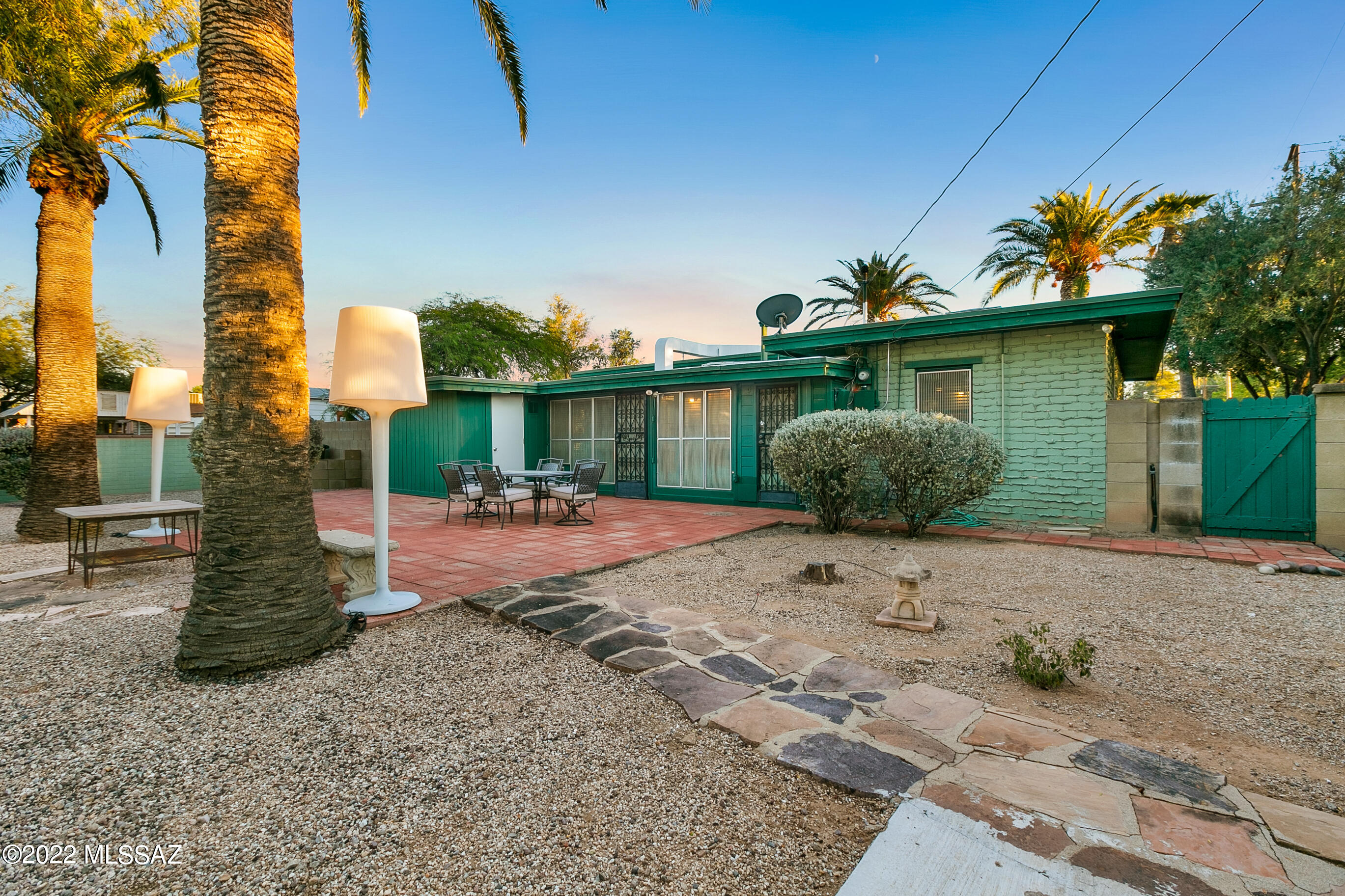 2543 E Monte Vista Drive