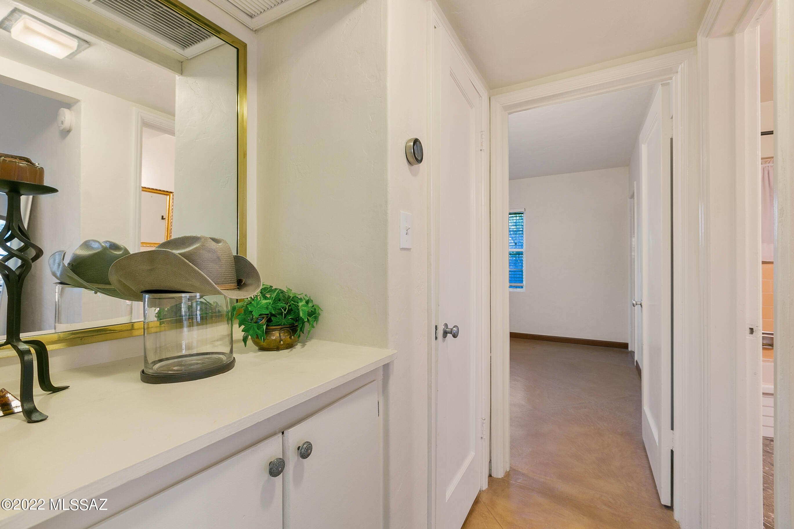 2543 E Monte Vista Drive