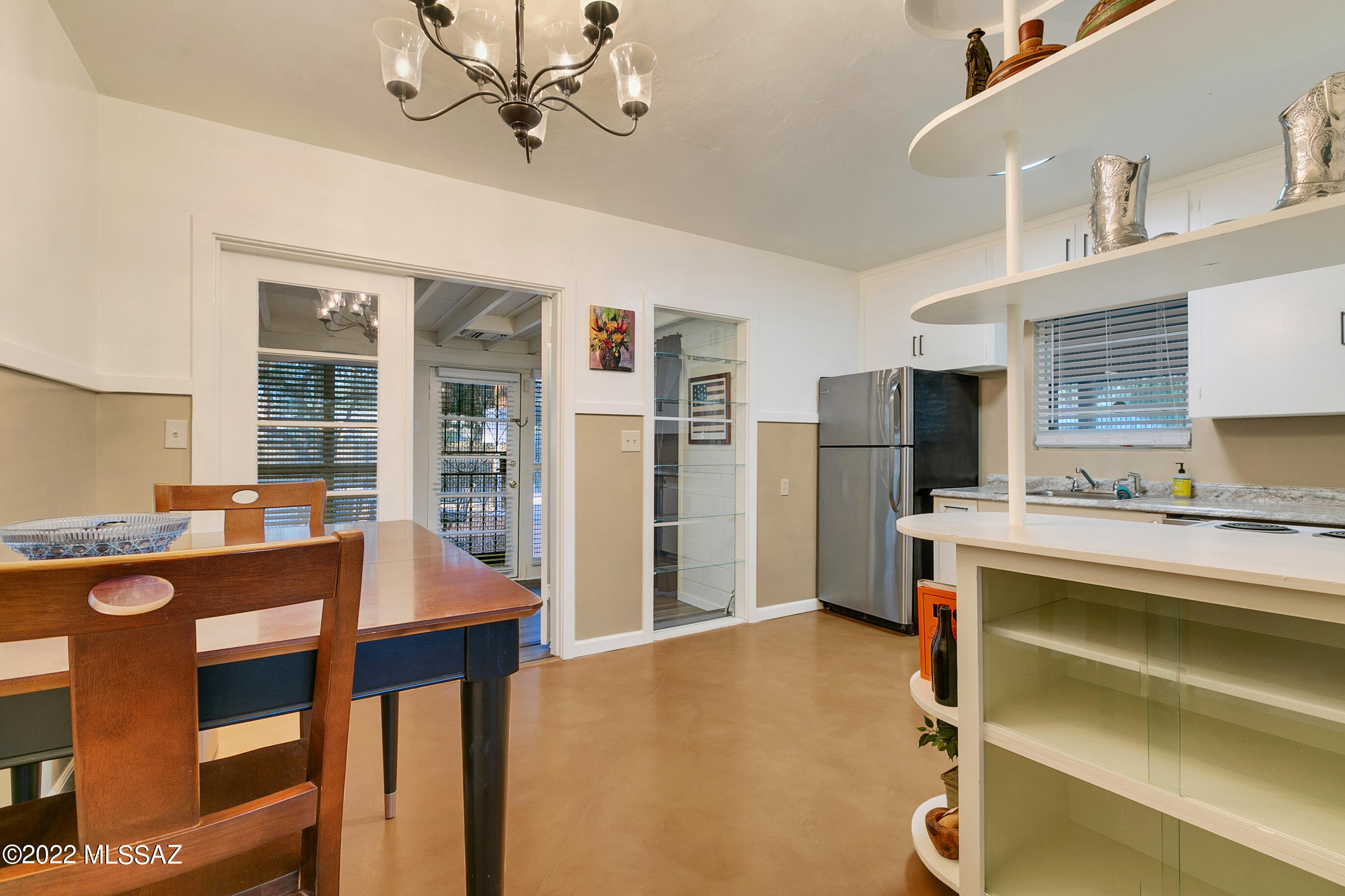 2543 E Monte Vista Drive