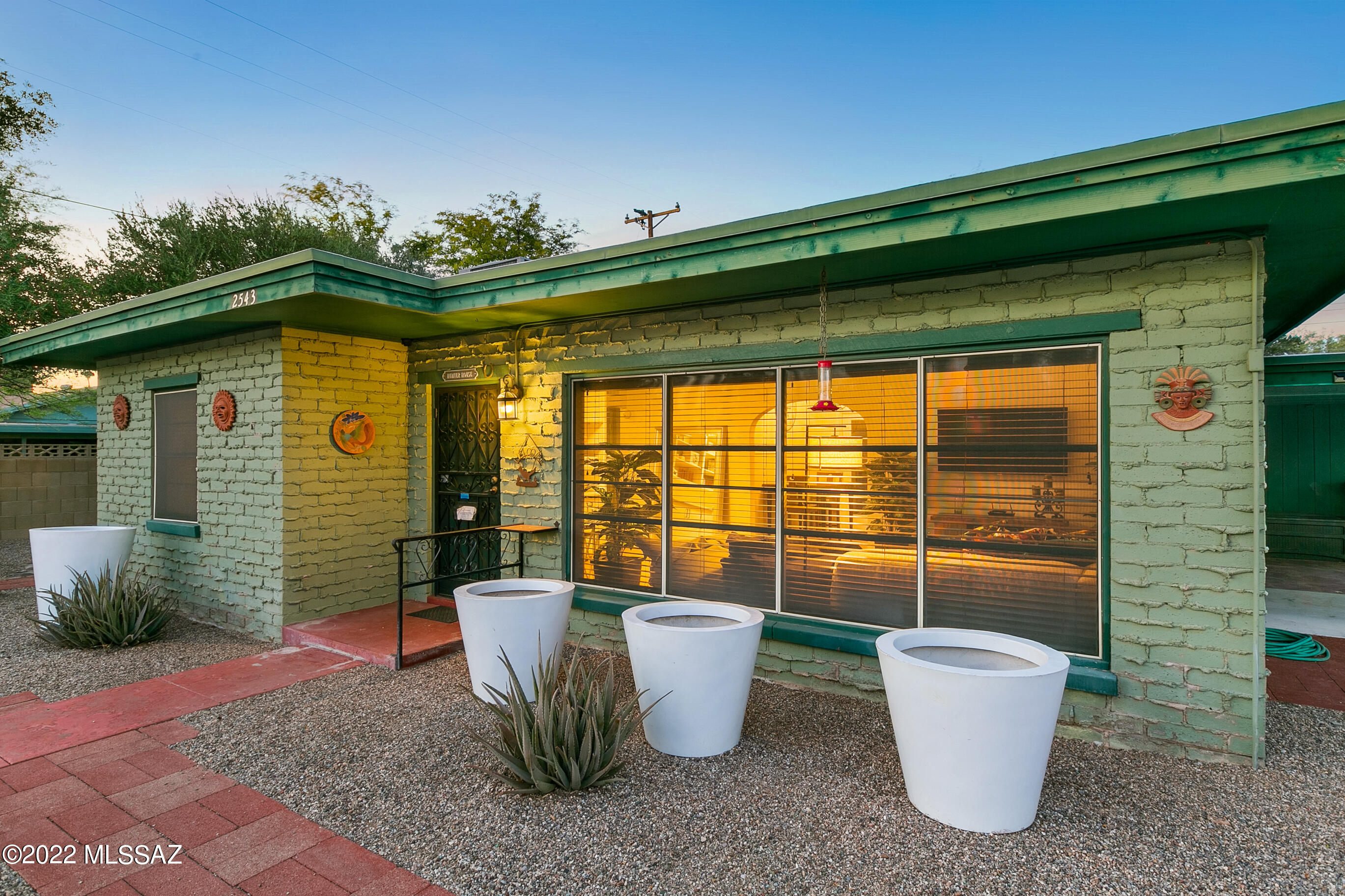 2543 E Monte Vista Drive