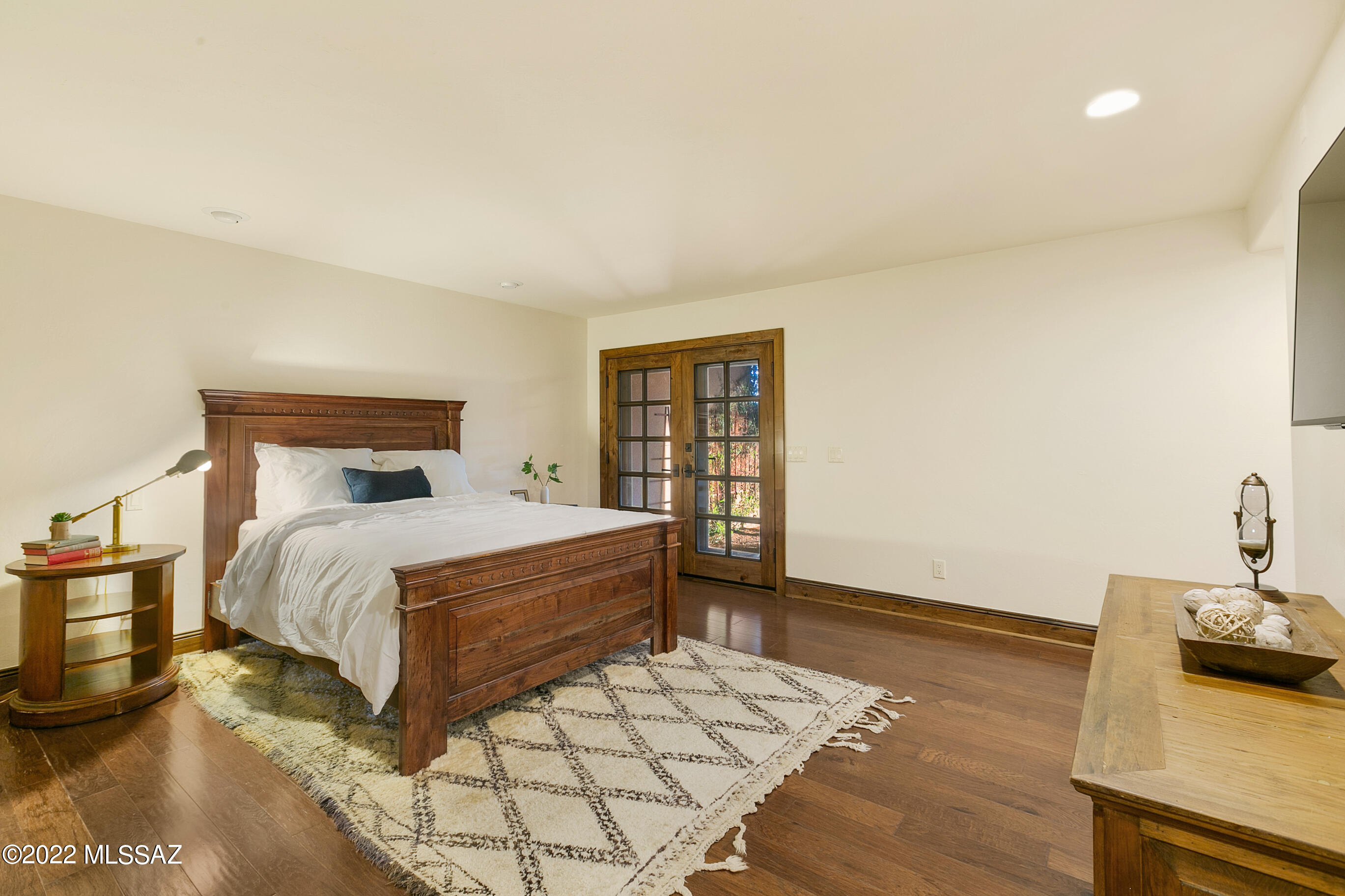 3457 N Country Club Vista Circle