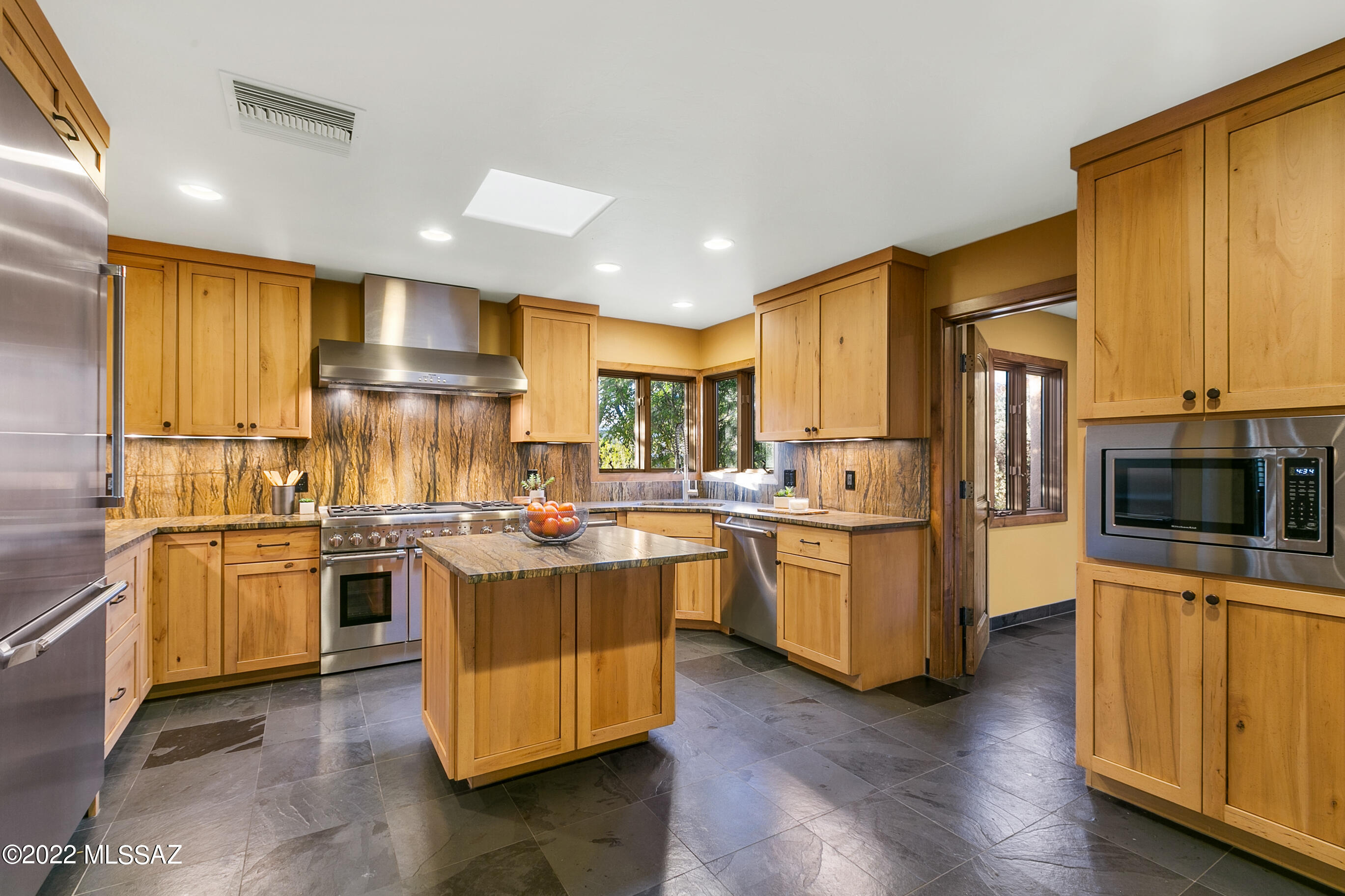 3457 N Country Club Vista Circle