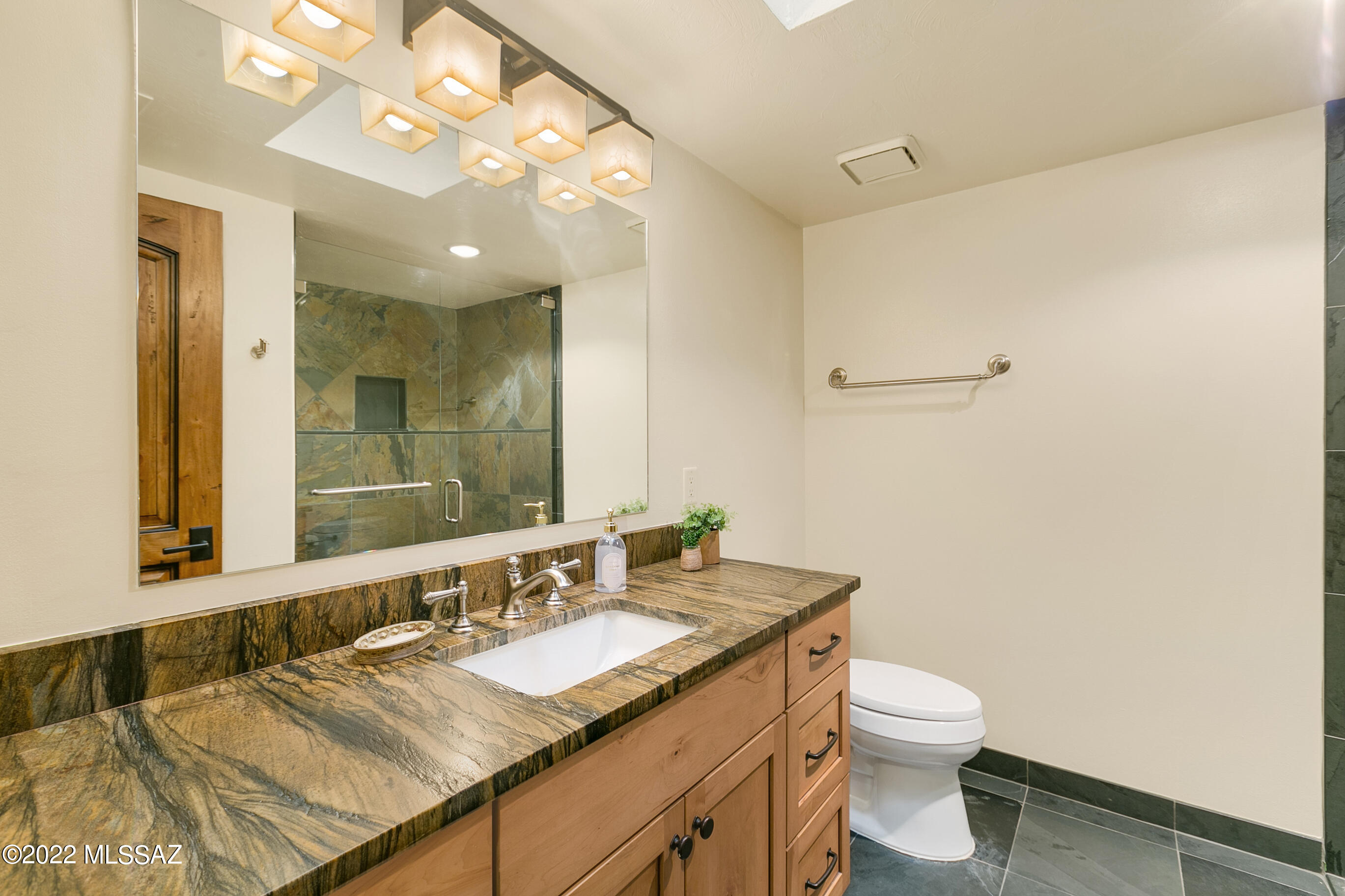 3457 N Country Club Vista Circle