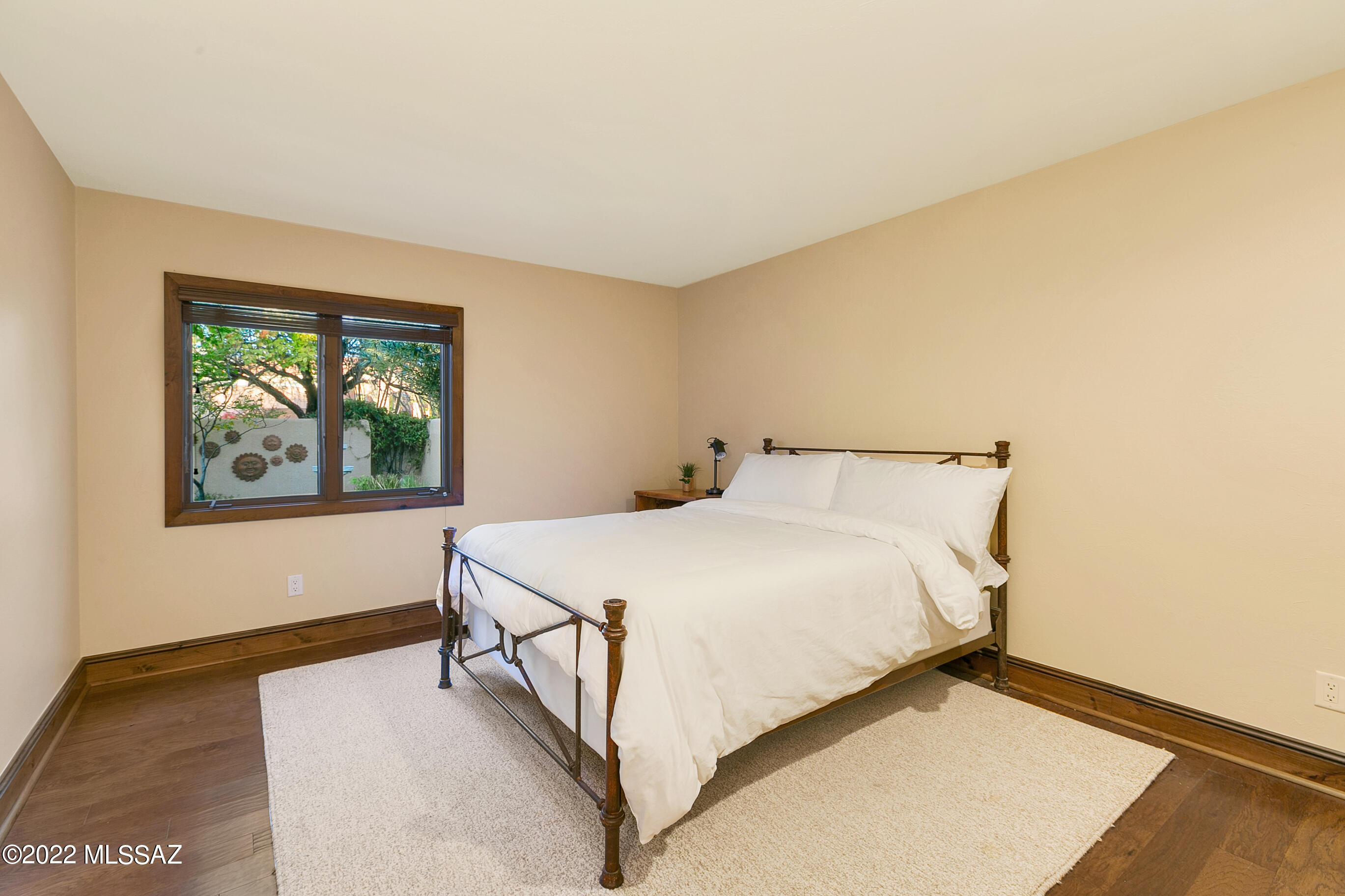 3457 N Country Club Vista Circle