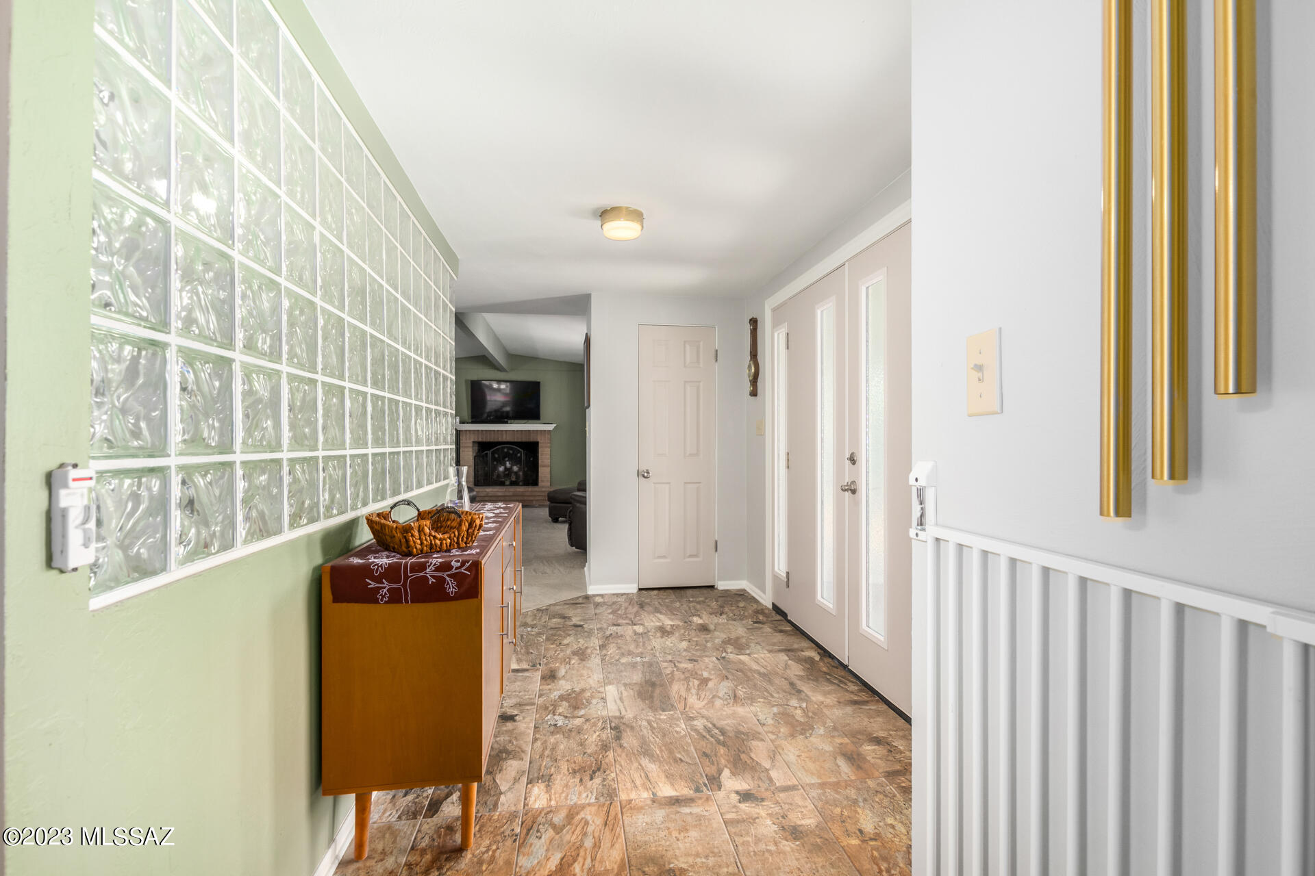 8935 E Driftwood Trail
