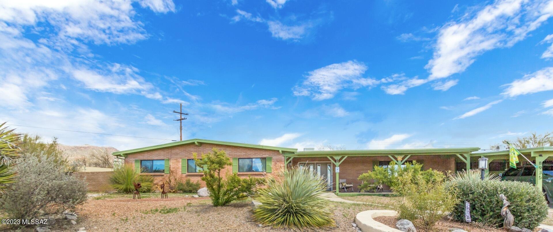 8935 E Driftwood Trail
