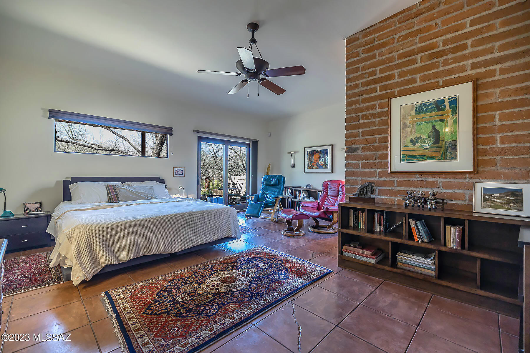 5329 E Presidio Road