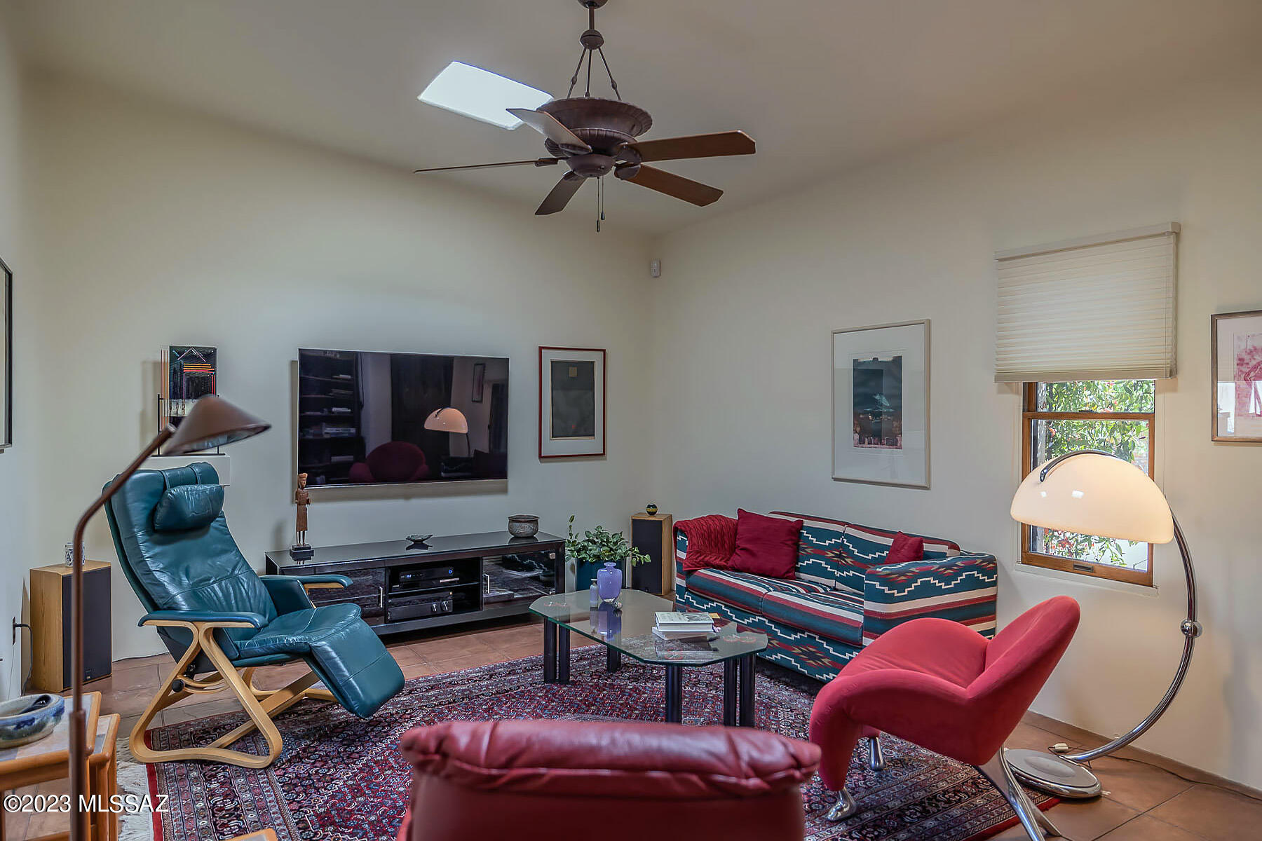 5329 E Presidio Road