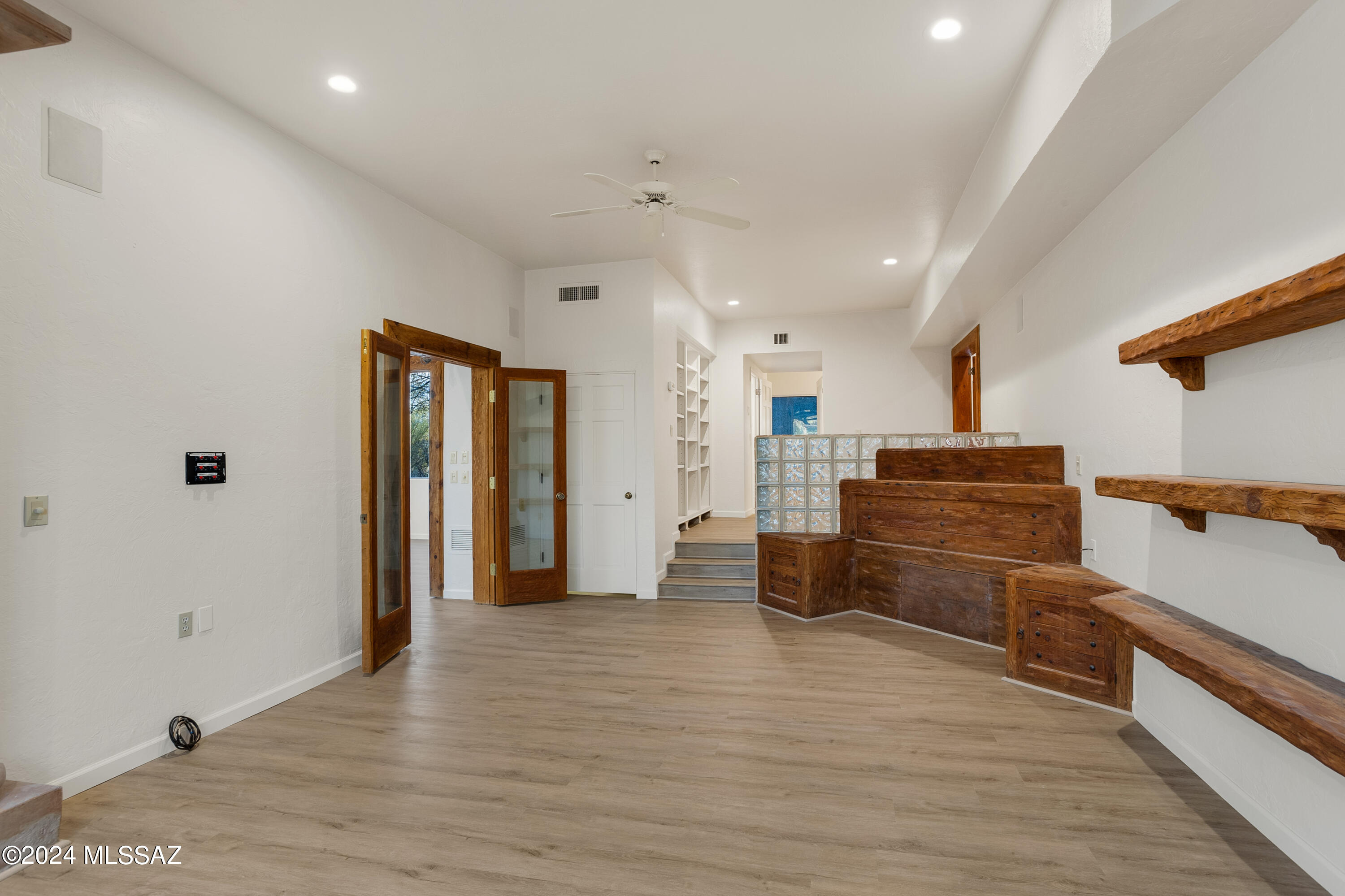 3835 N Pantano Road