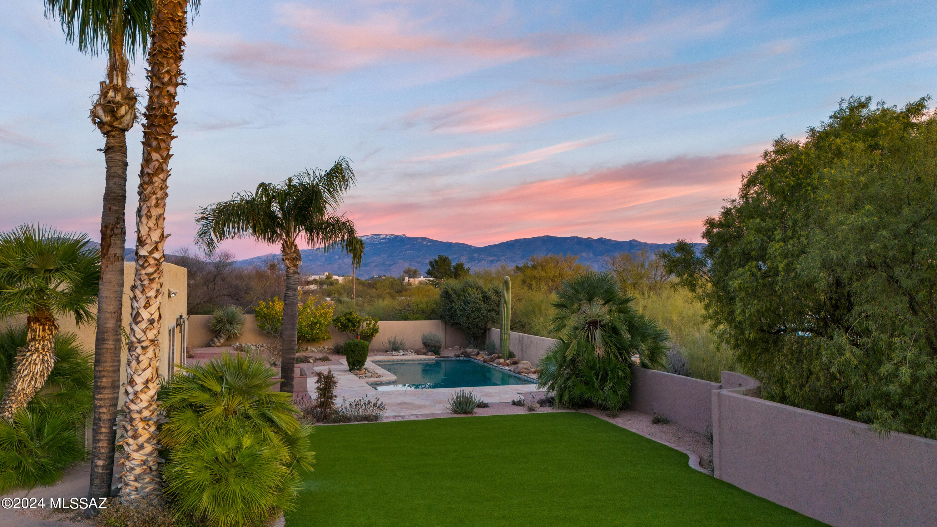 3835 N Pantano Road