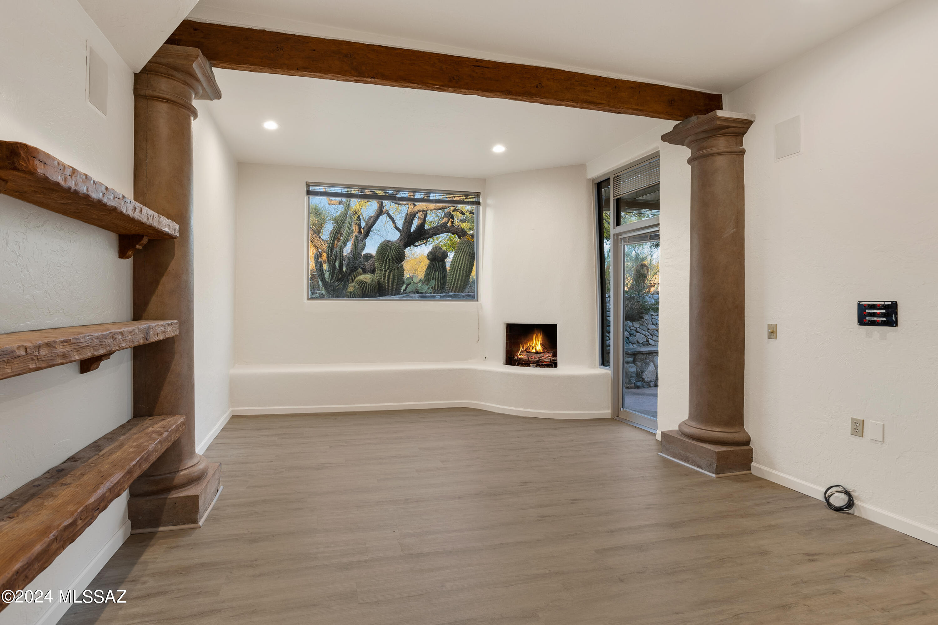 3835 N Pantano Road
