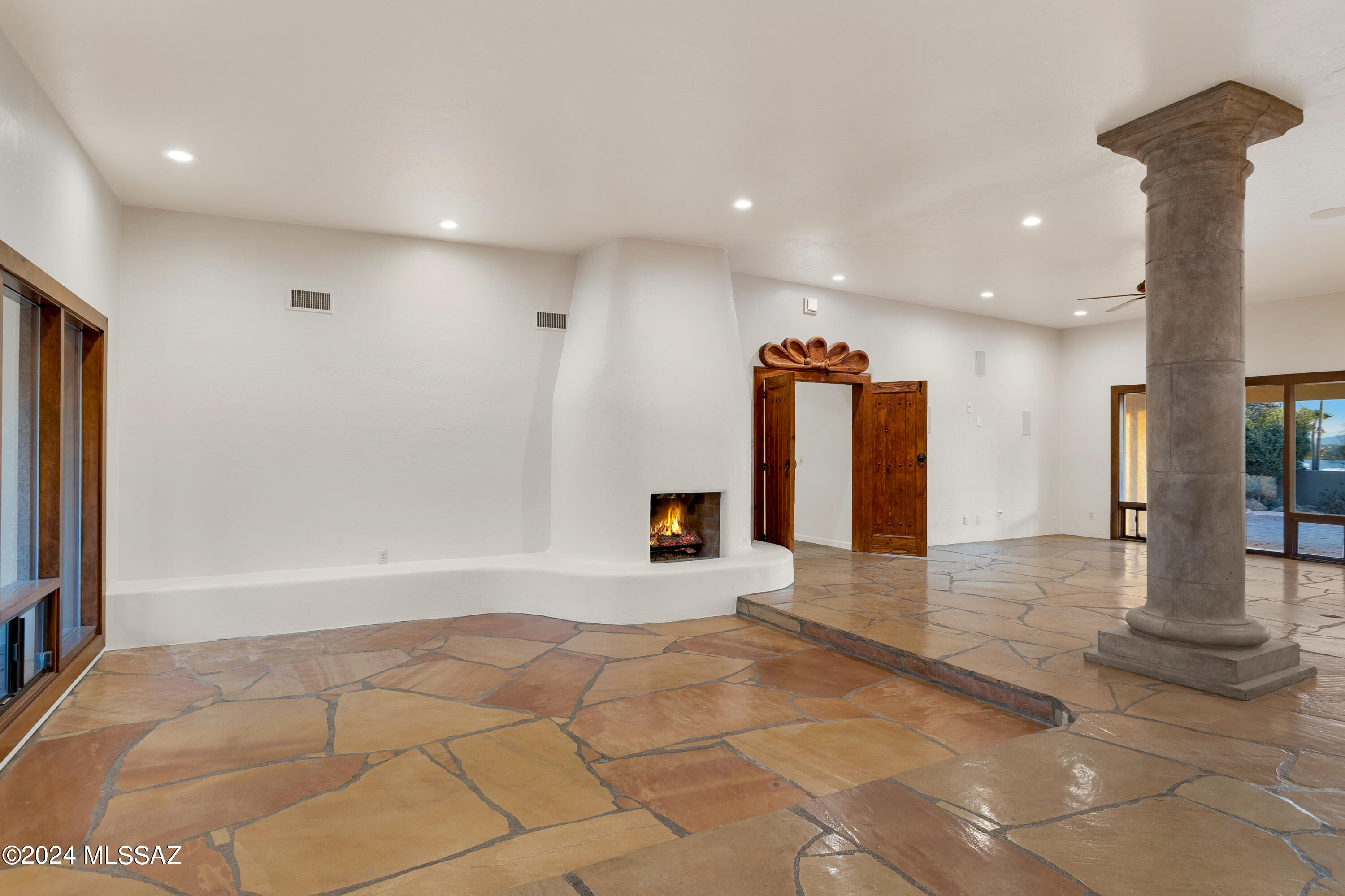 3835 N Pantano Road
