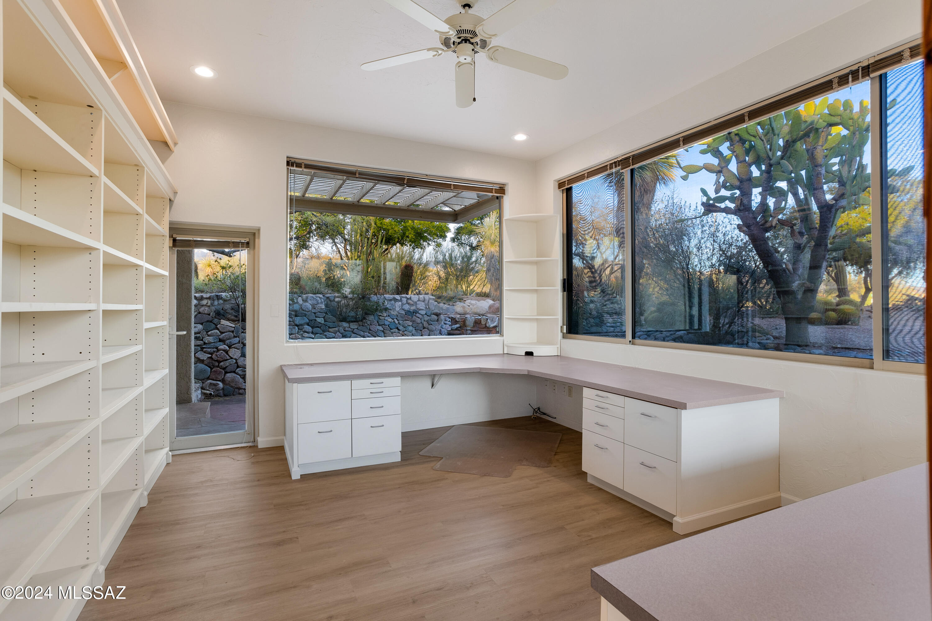 3835 N Pantano Road