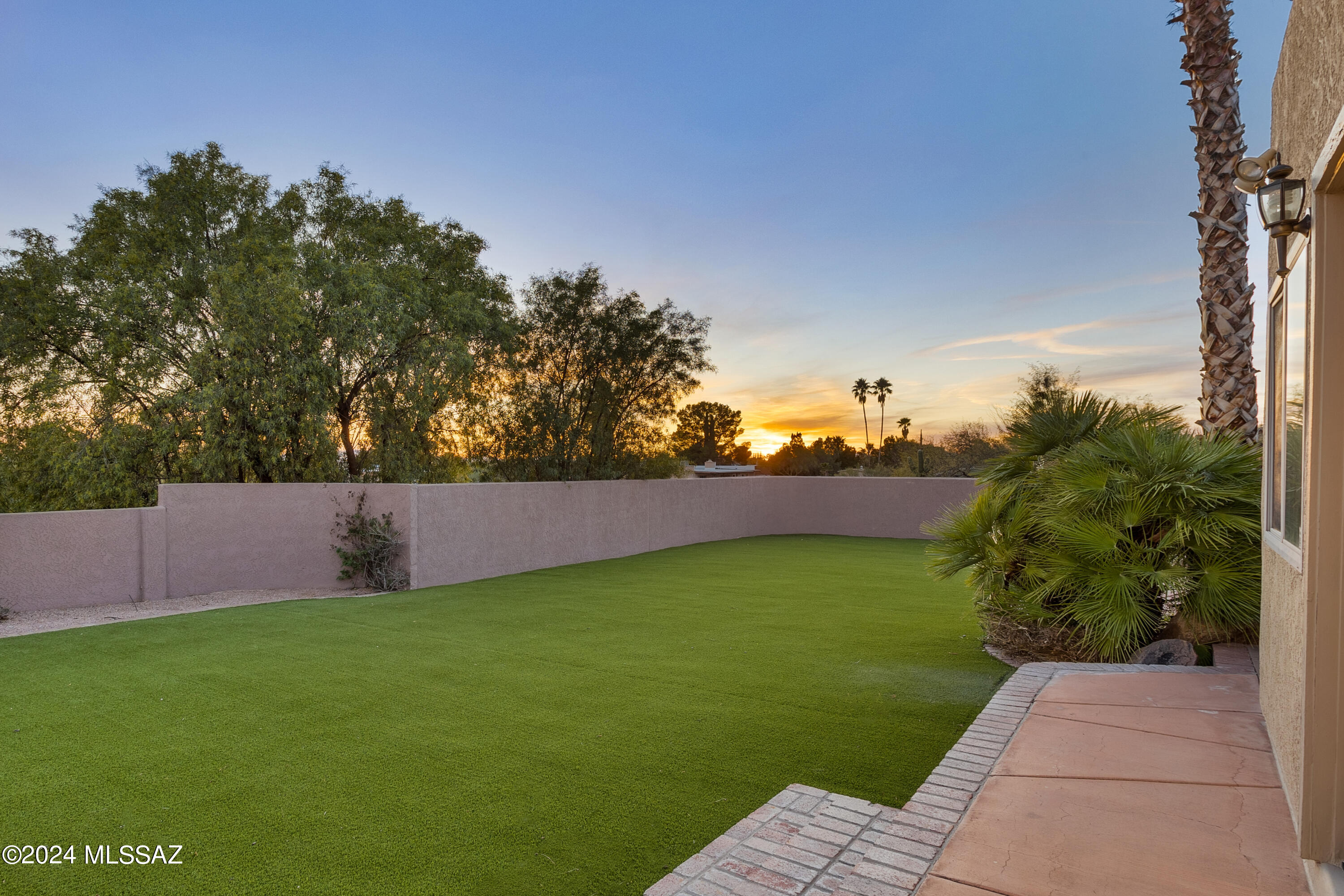 3835 N Pantano Road