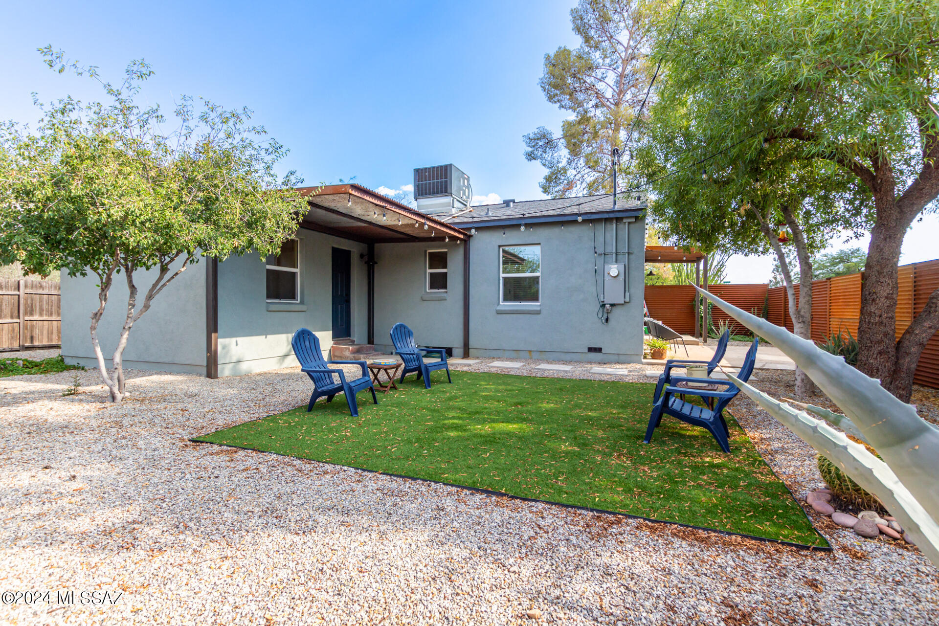 2901 E Elm Street