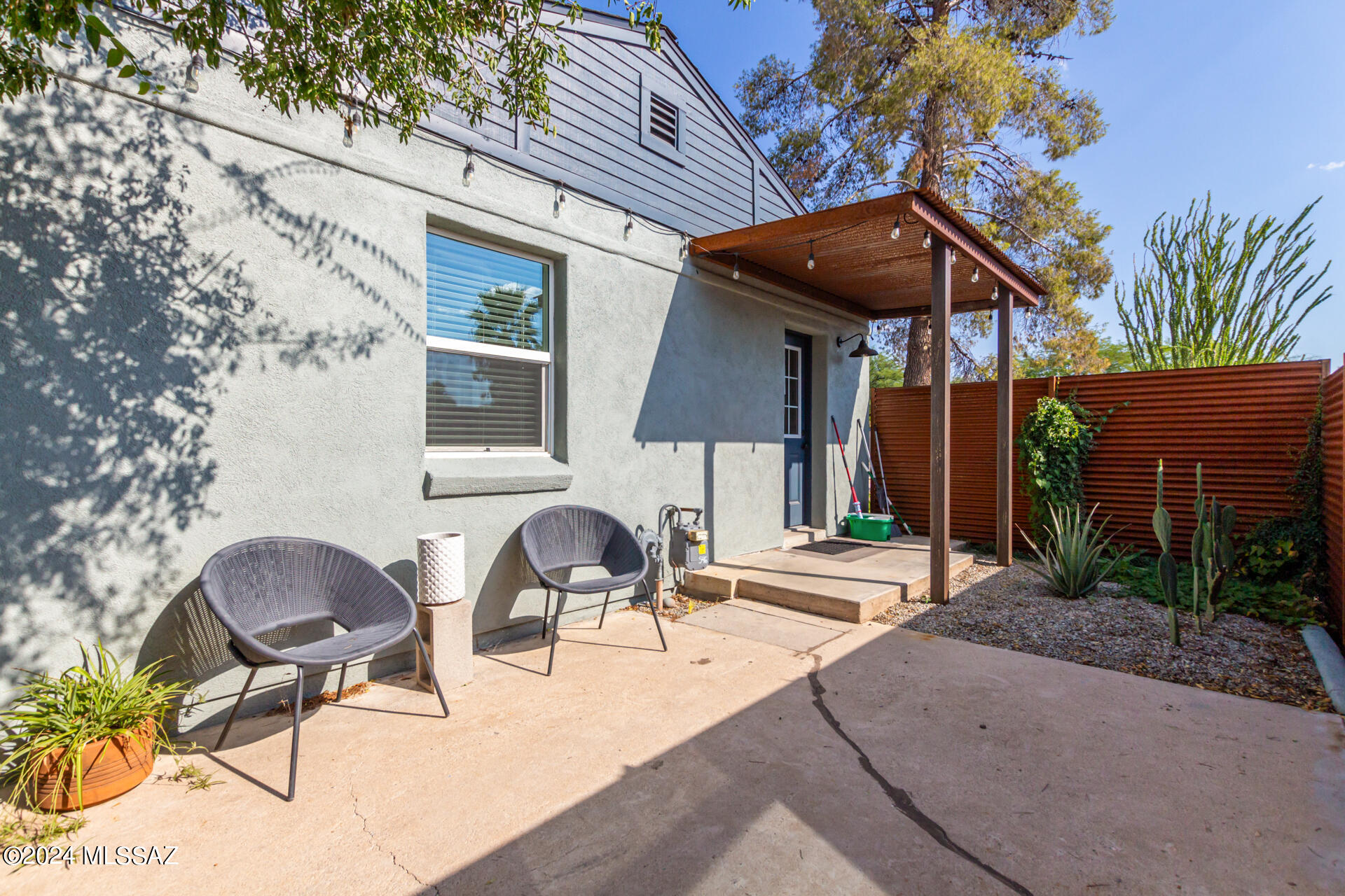 2901 E Elm Street