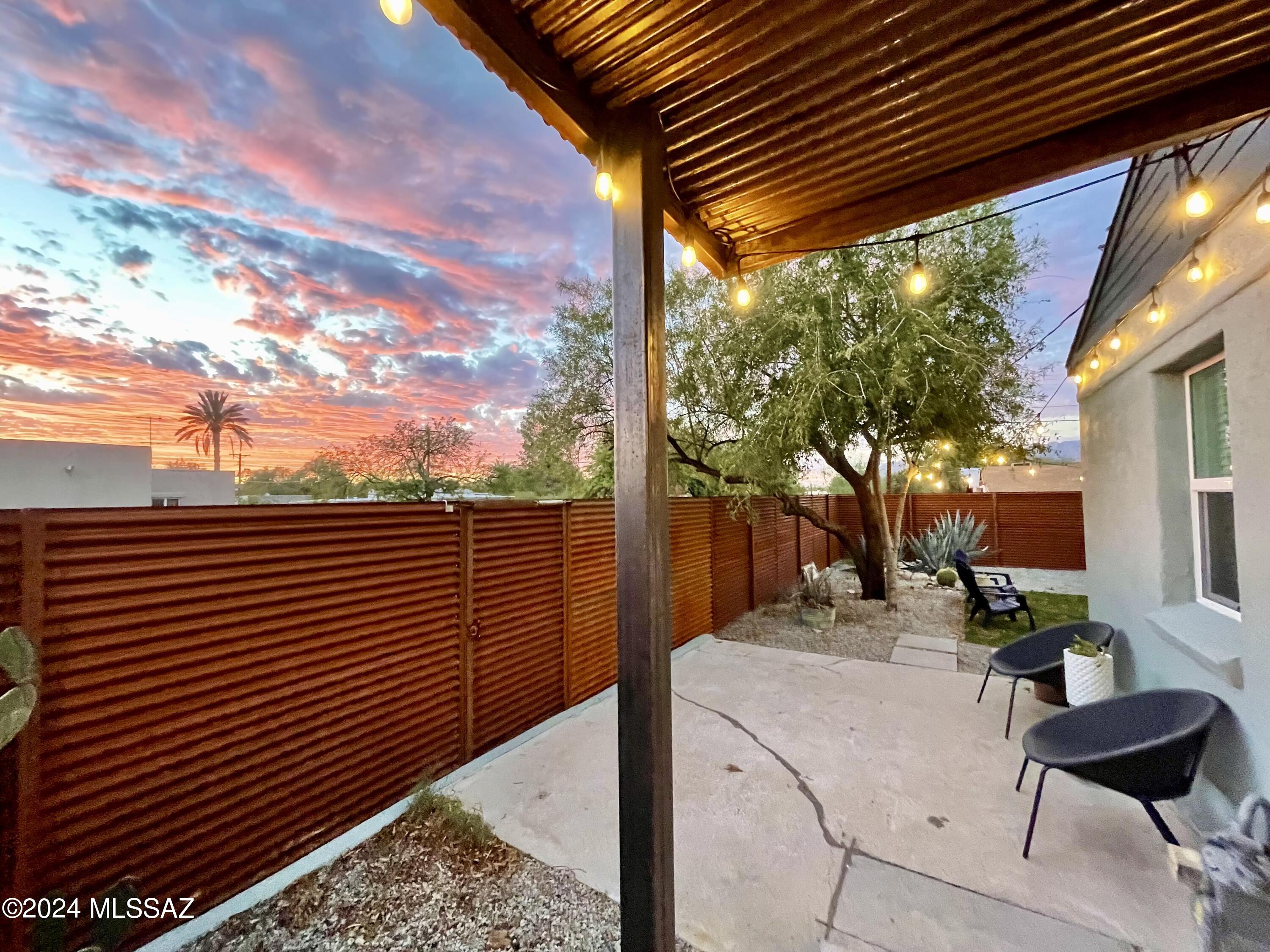 2901 E Elm Street