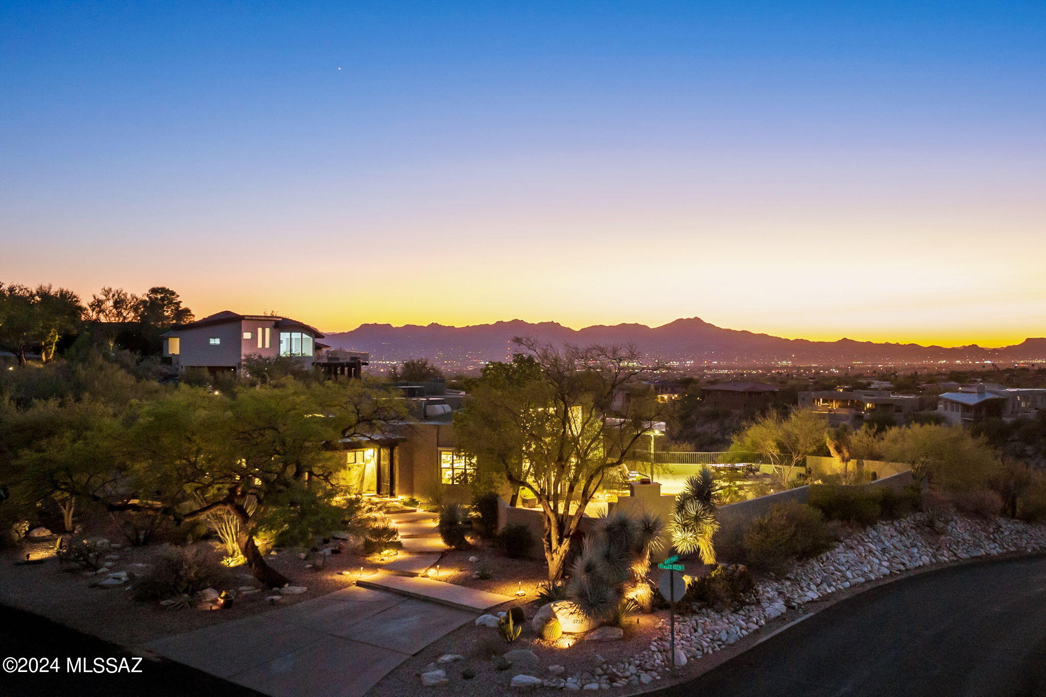 3732 E Windy Point Drive