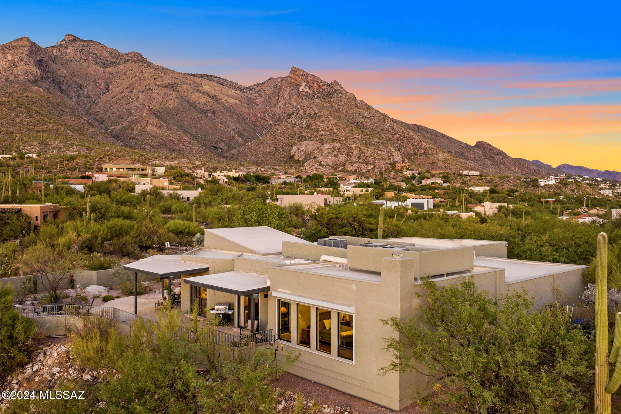 3732 E Windy Point Drive
