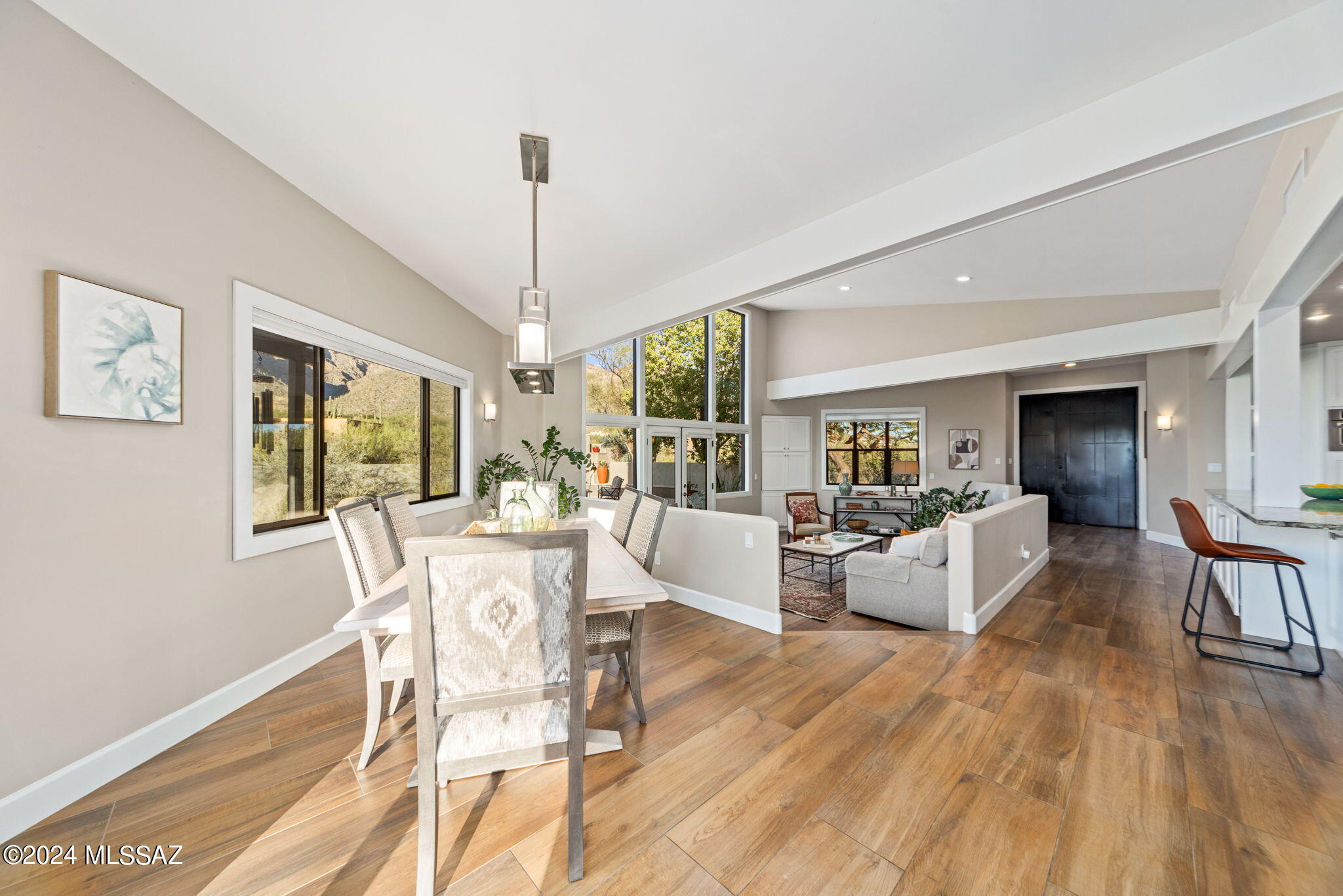 3732 E Windy Point Drive