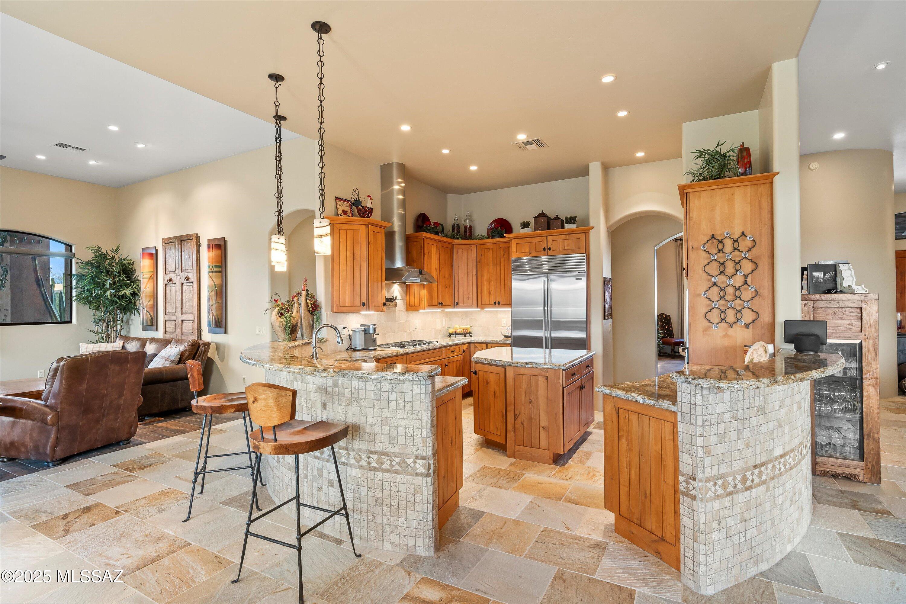 7557 E Crested Saguaro Place