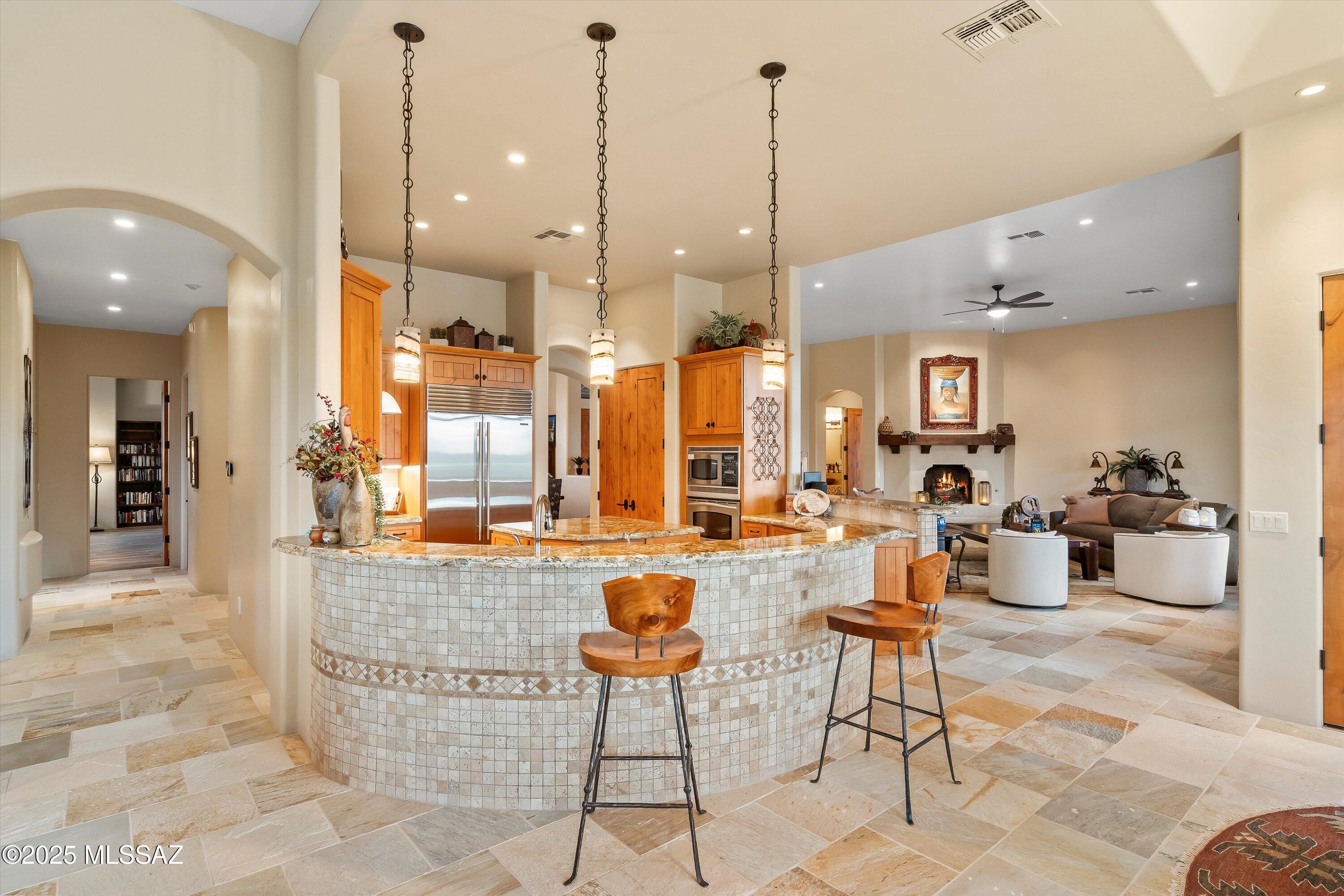 7557 E Crested Saguaro Place