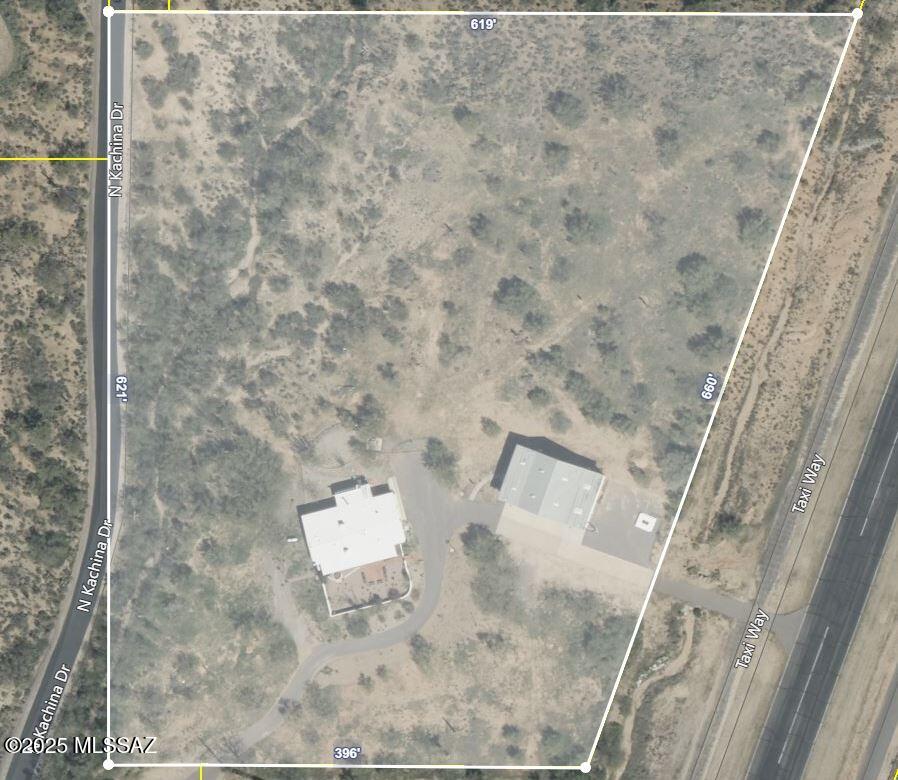 1720 W Cessna Way