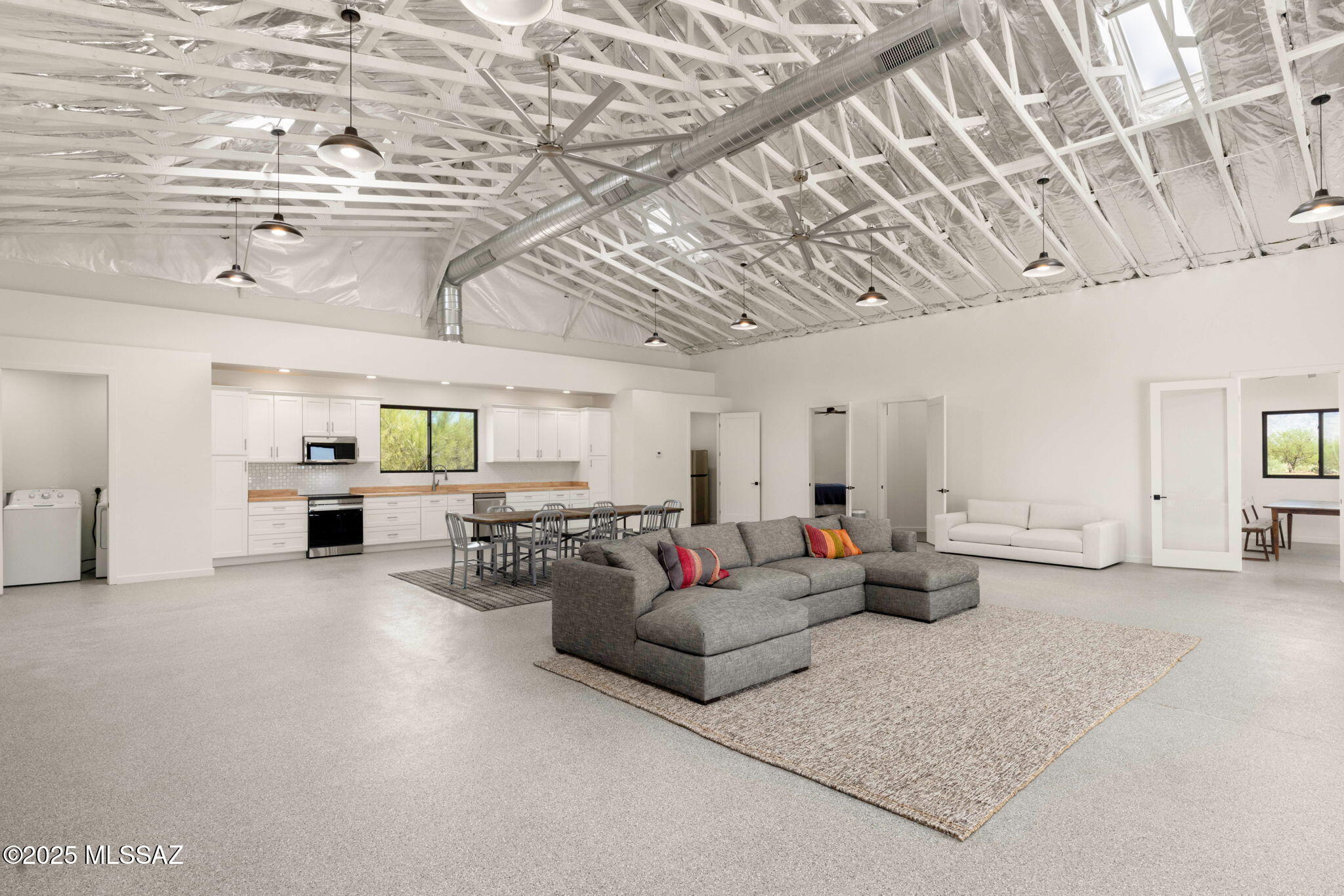 1720 W Cessna Way