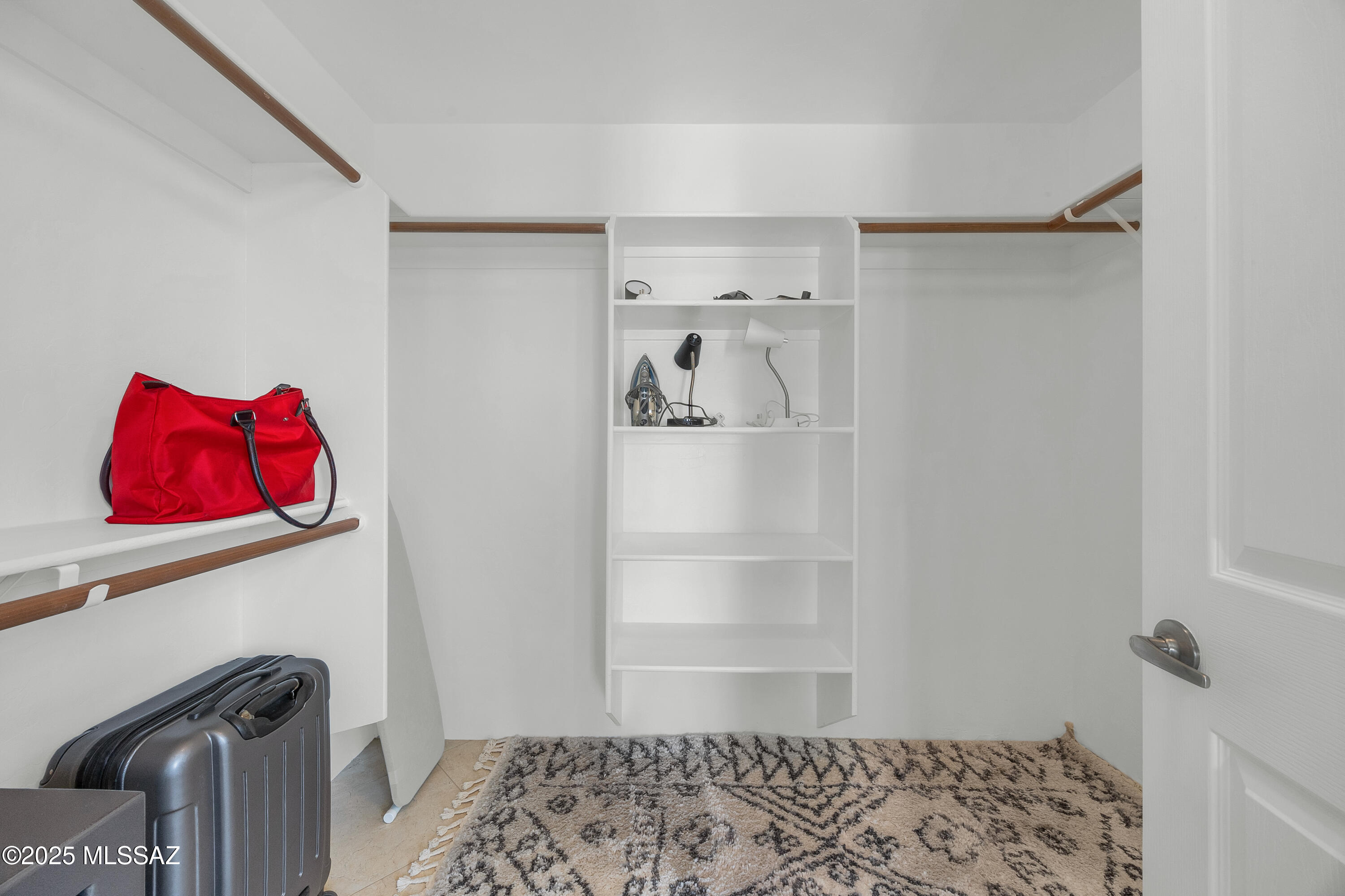 4239 N Placita De Sandra