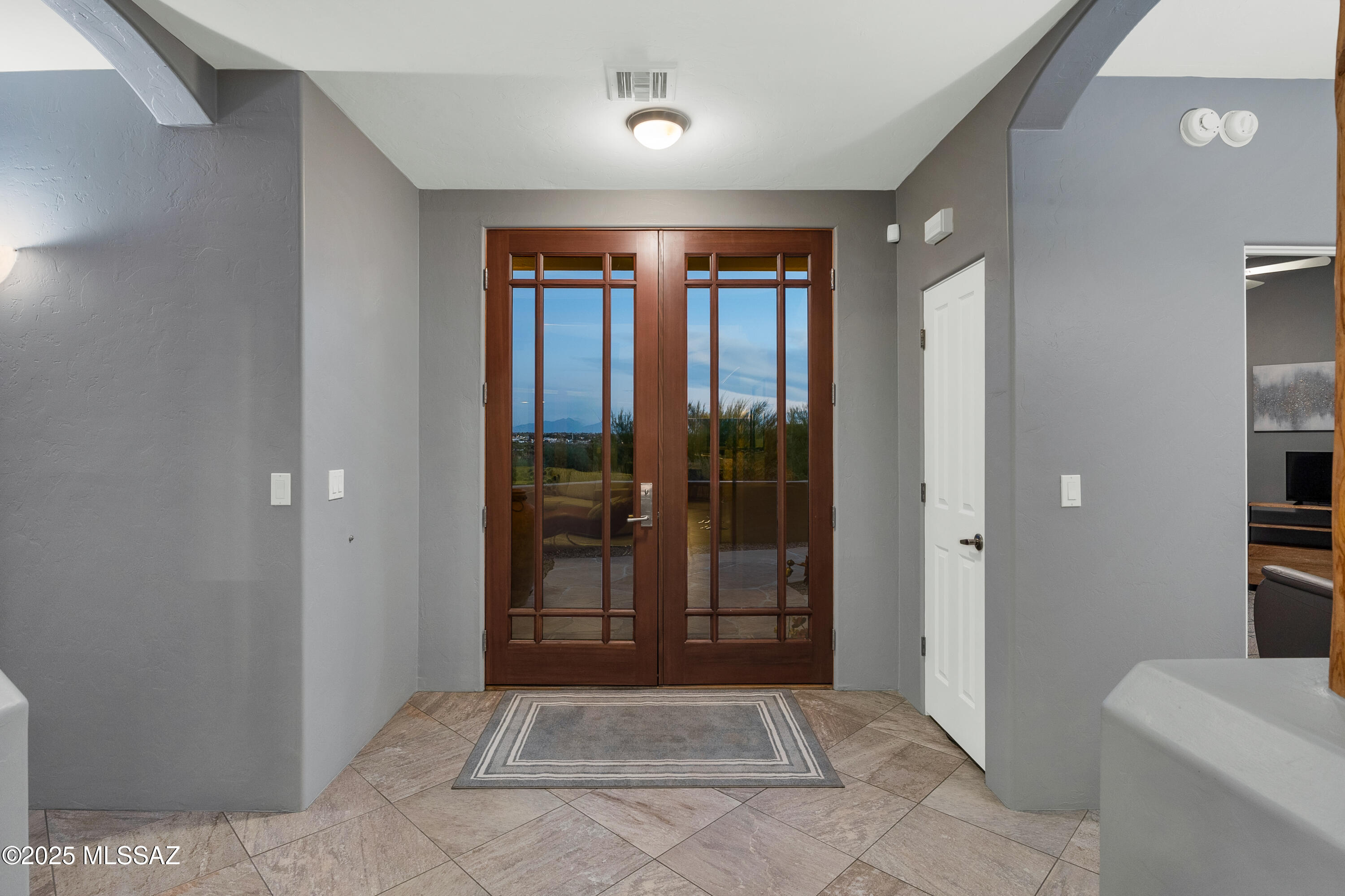 4239 N Placita De Sandra