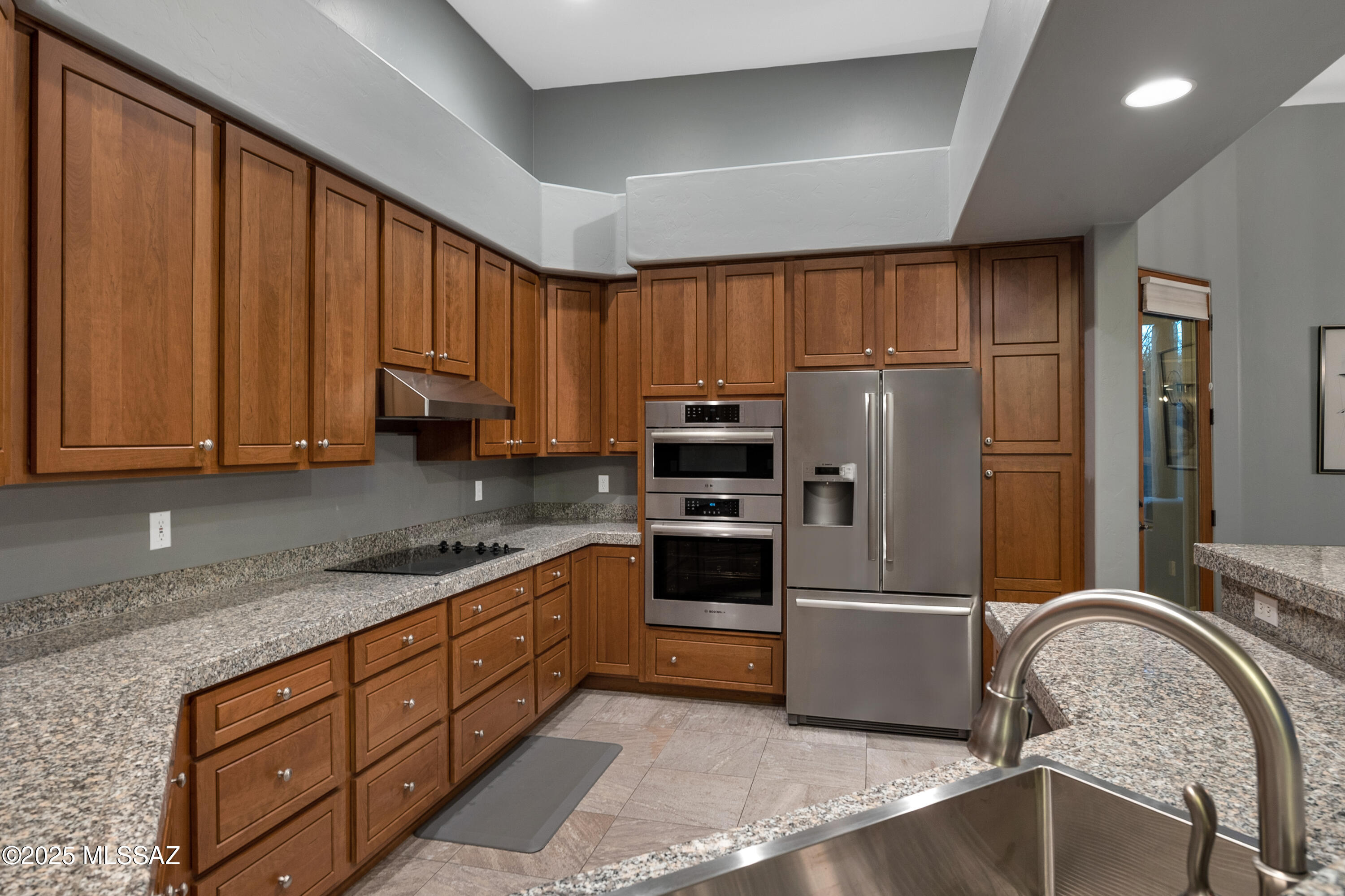 4239 N Placita De Sandra