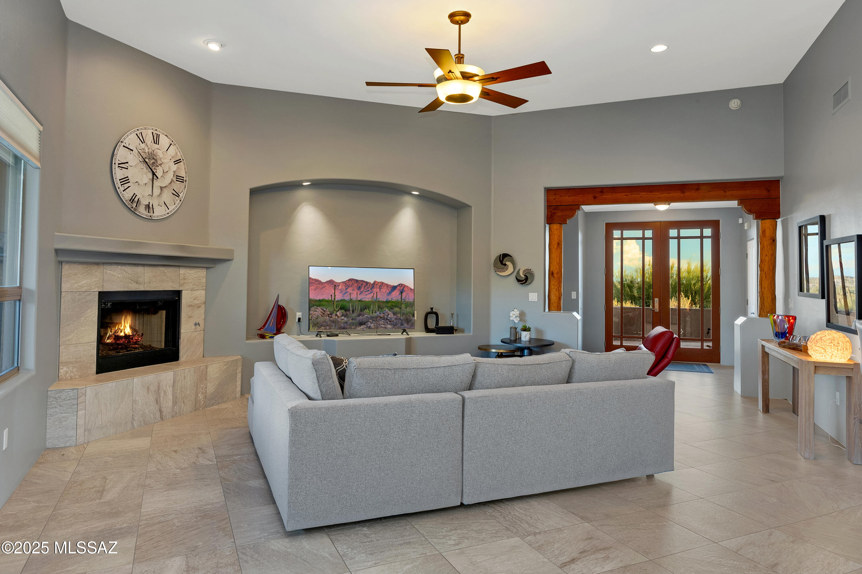 4239 N Placita De Sandra