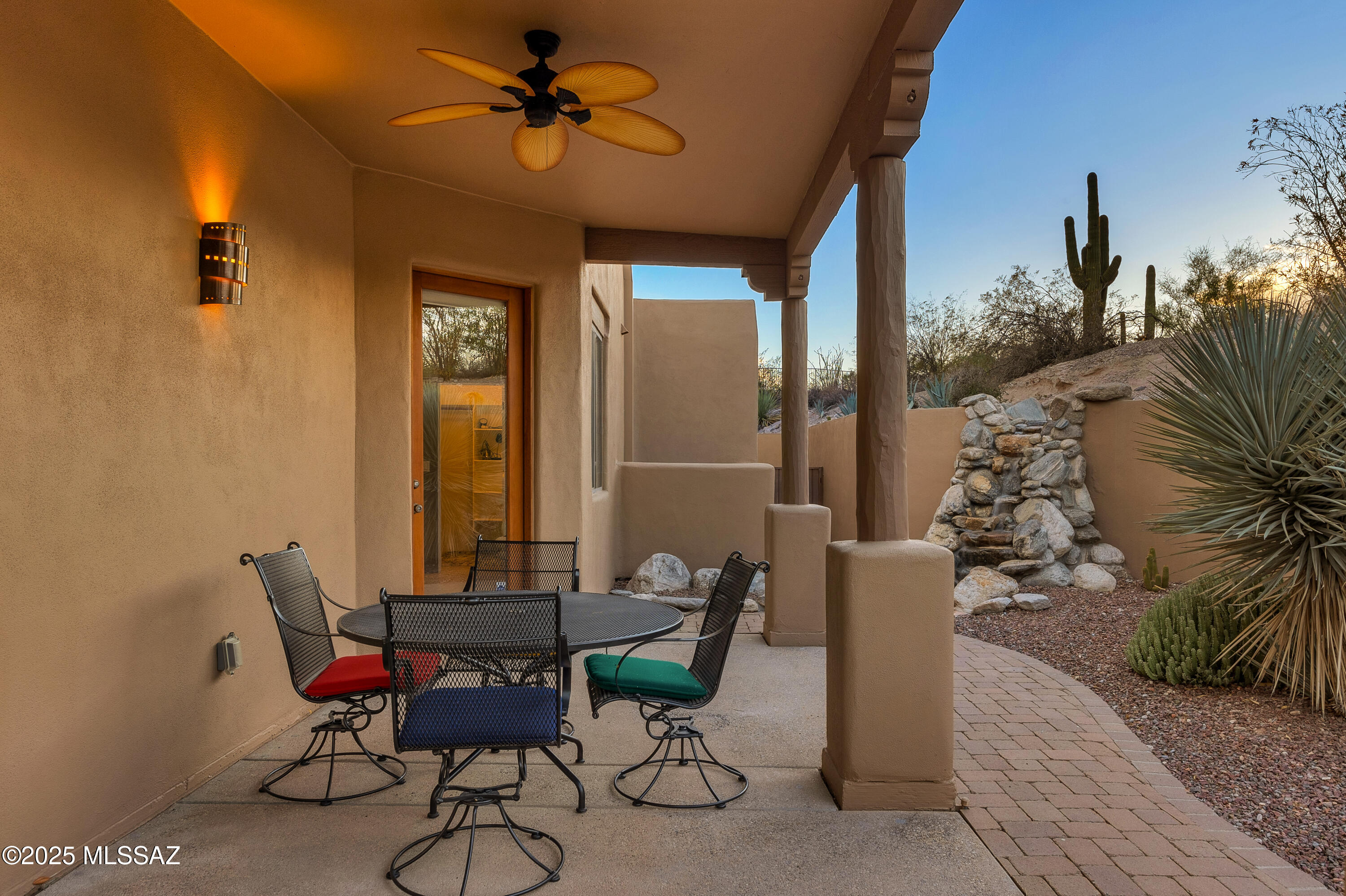 4239 N Placita De Sandra