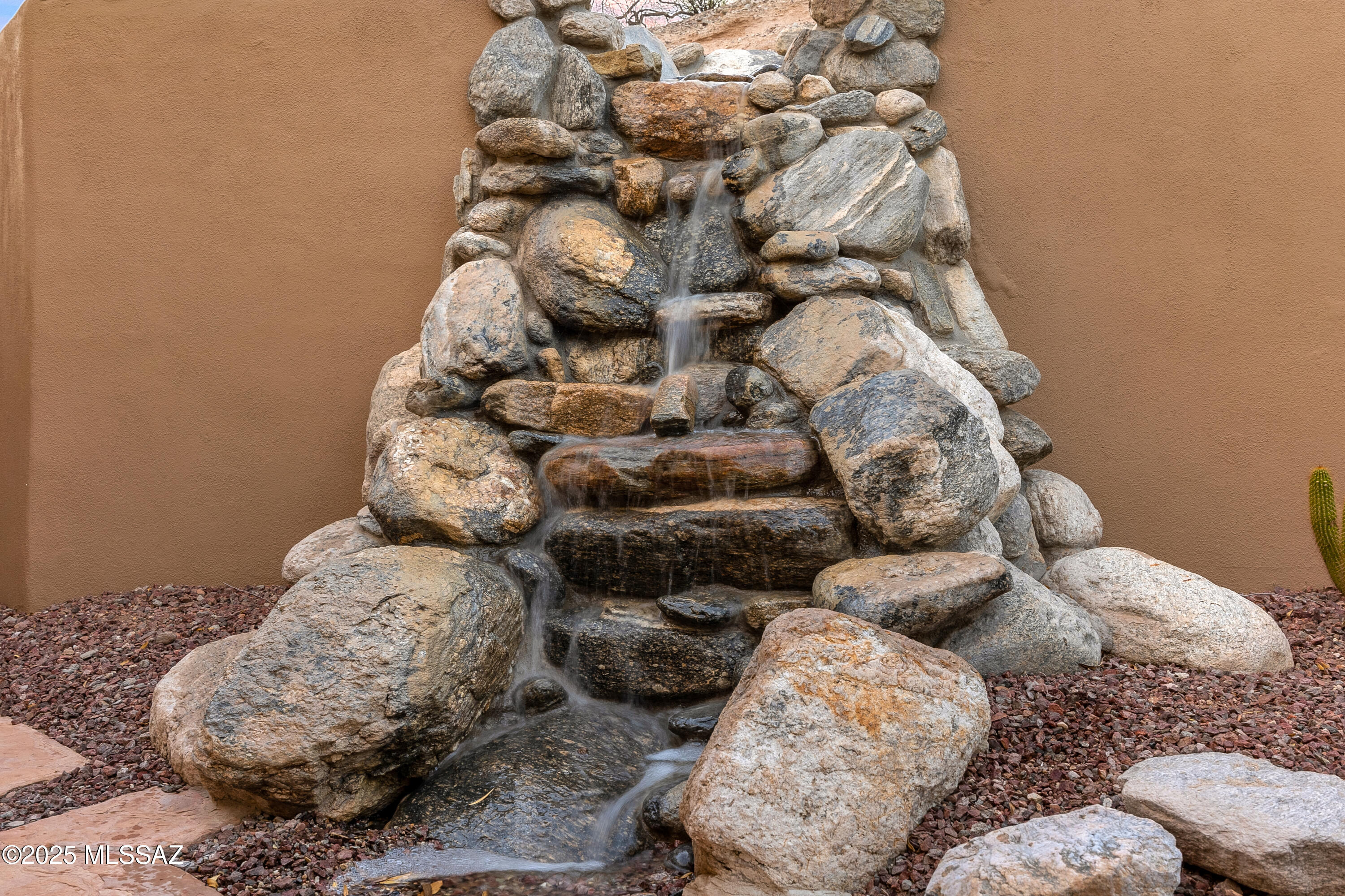 4239 N Placita De Sandra