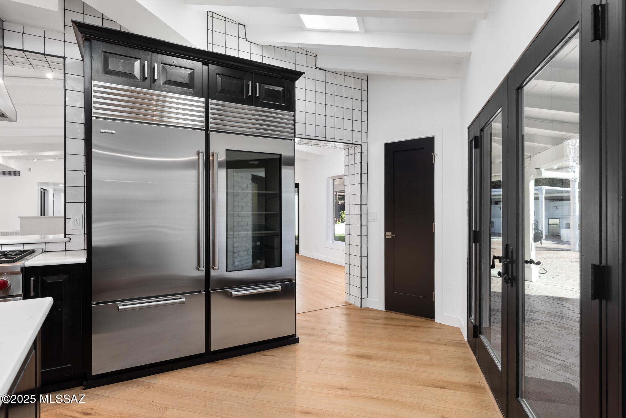 6126 E San Leandro Drive