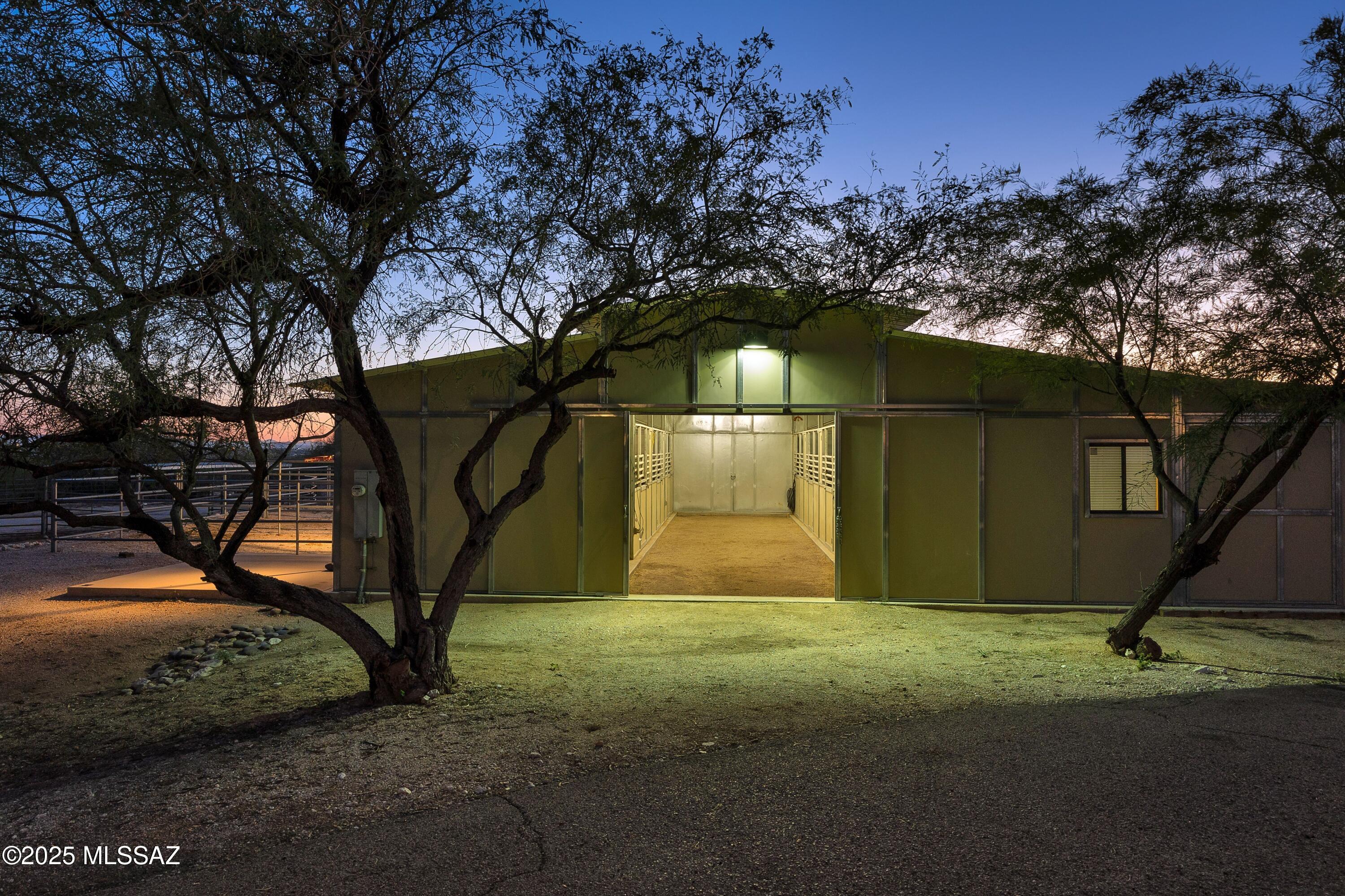 13030 E Camino Ancho