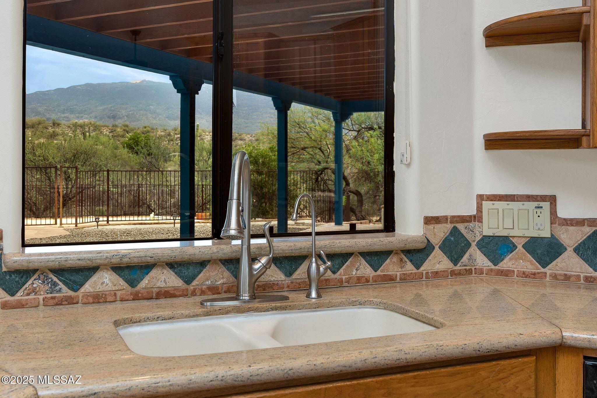 13030 E Camino Ancho