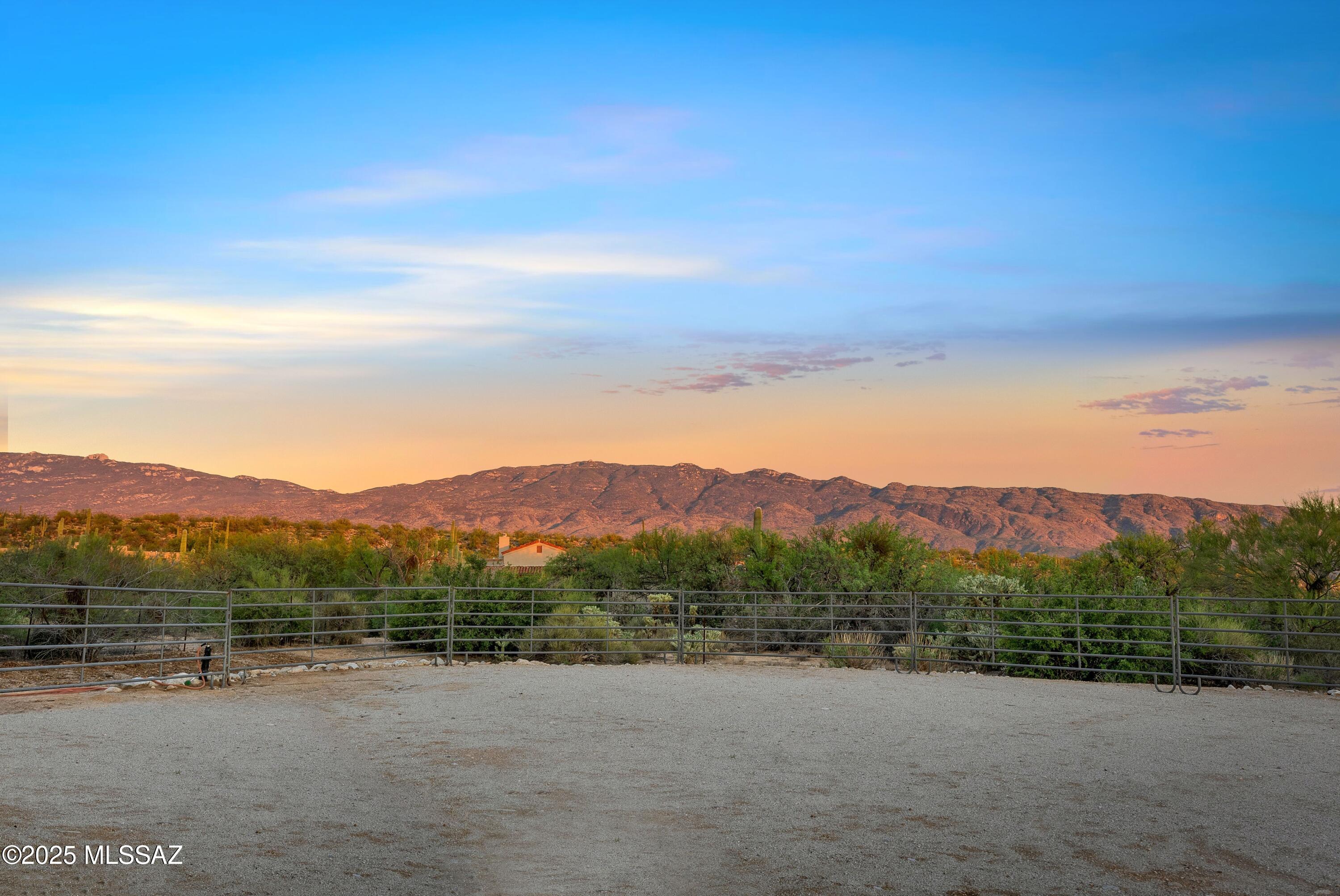 13030 E Camino Ancho